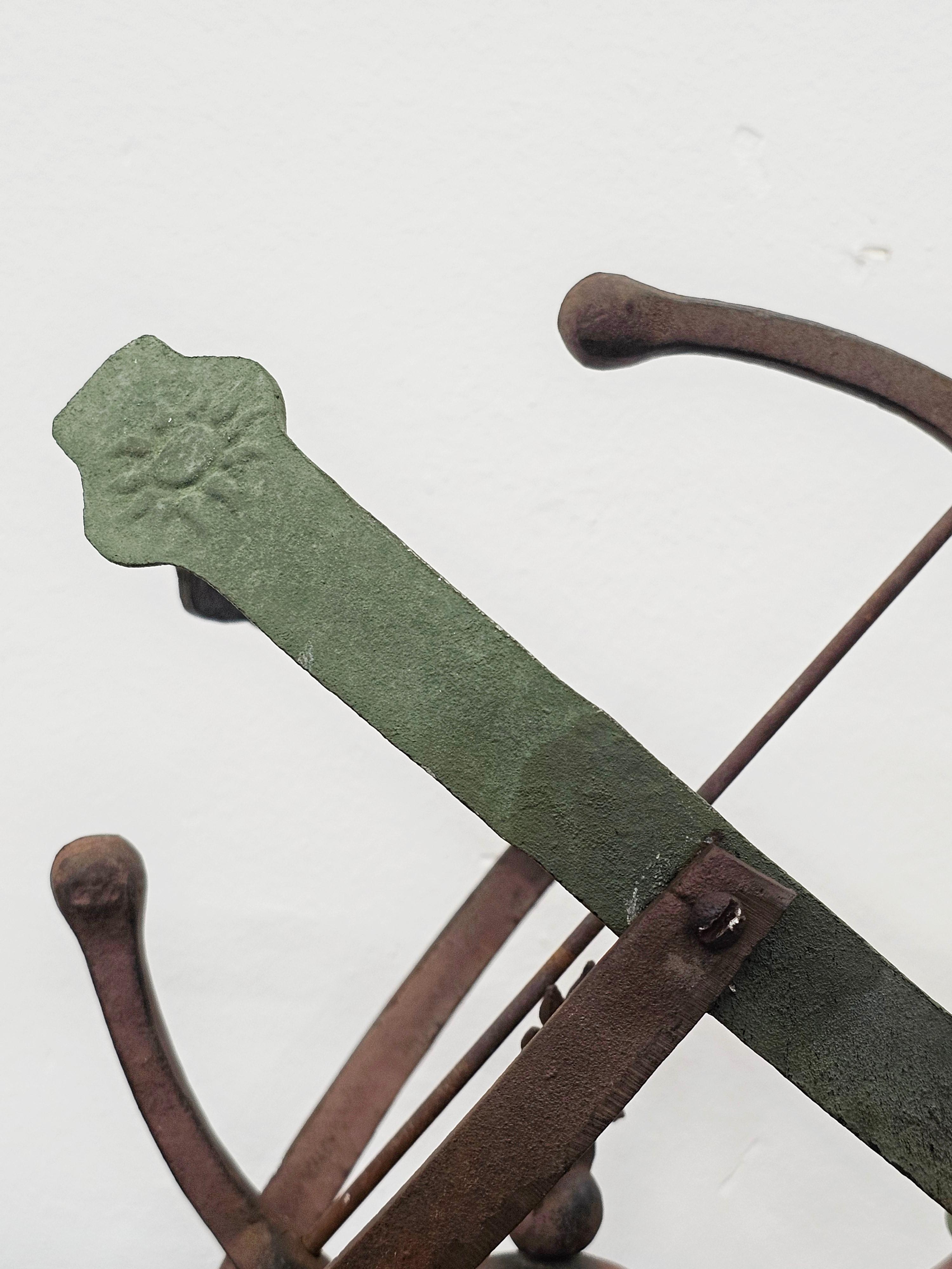 Antique Sundial done in wrought iron and brass with heavy patina, Germany 1800s For Sale 2