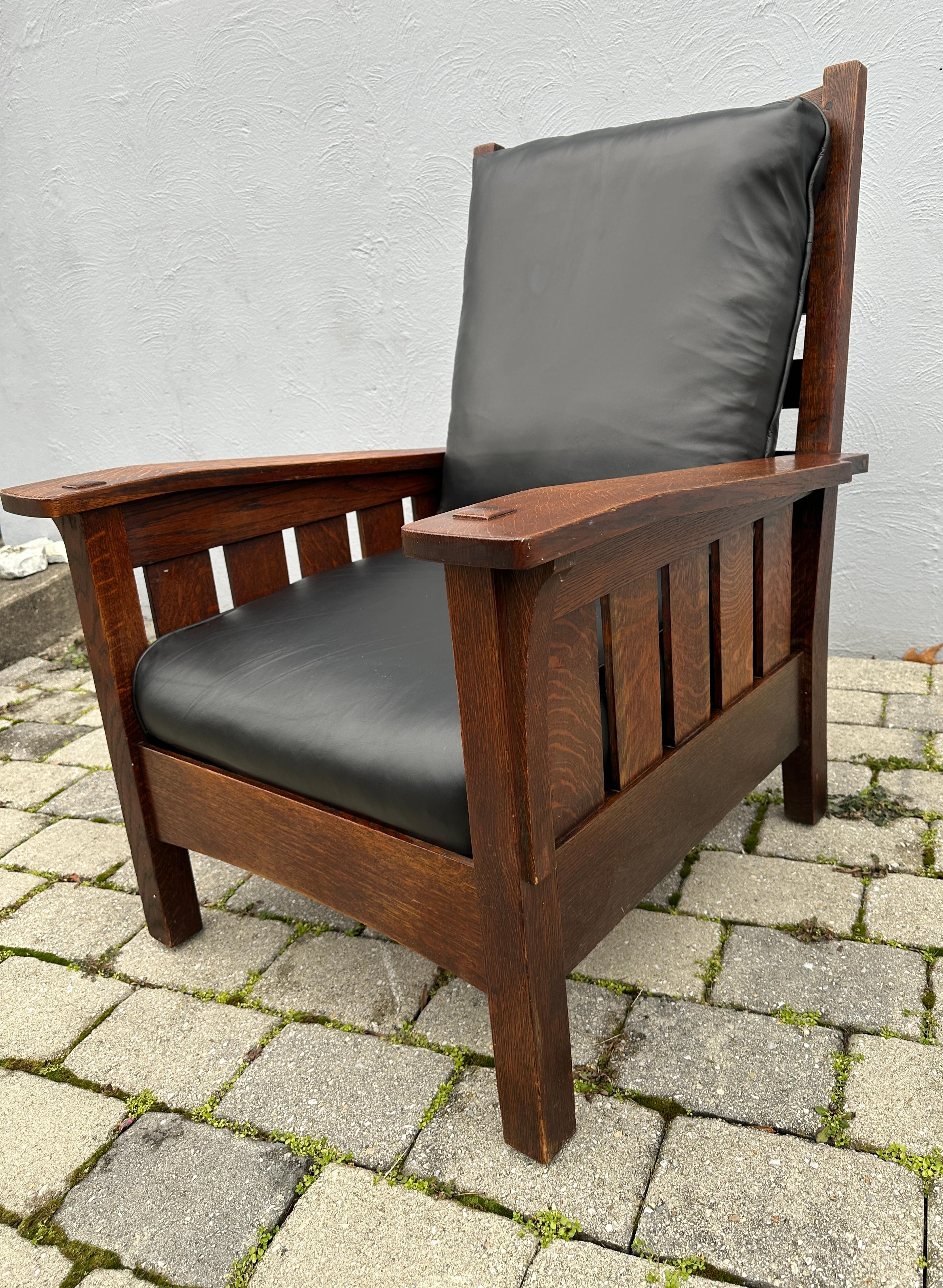 20th Century Antique SUPERB nice MASSIVE L&JG Stickley Chair with BENT ARM- W8090