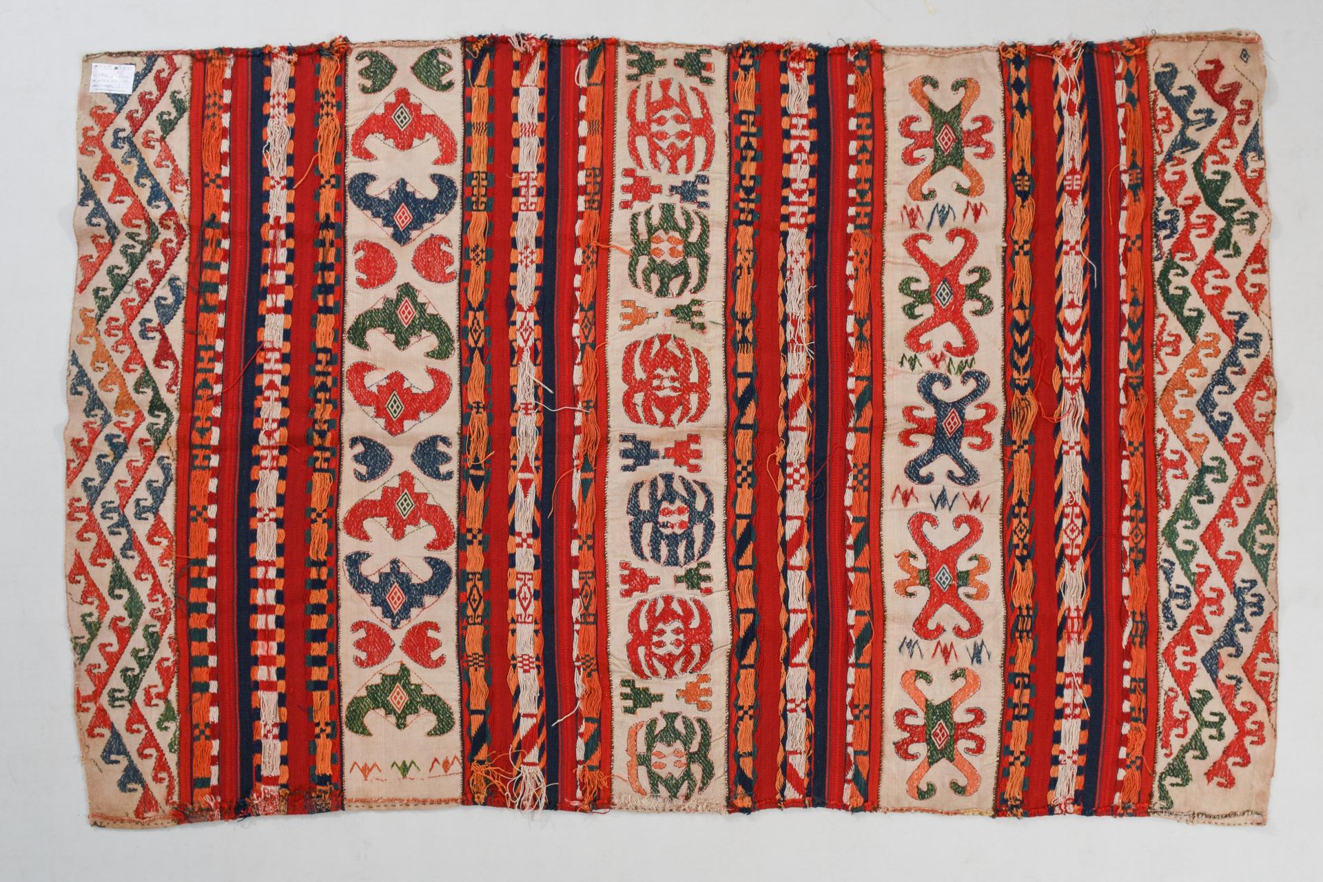 Antique Susani, Fully Embroidered (Sonstiges) im Angebot