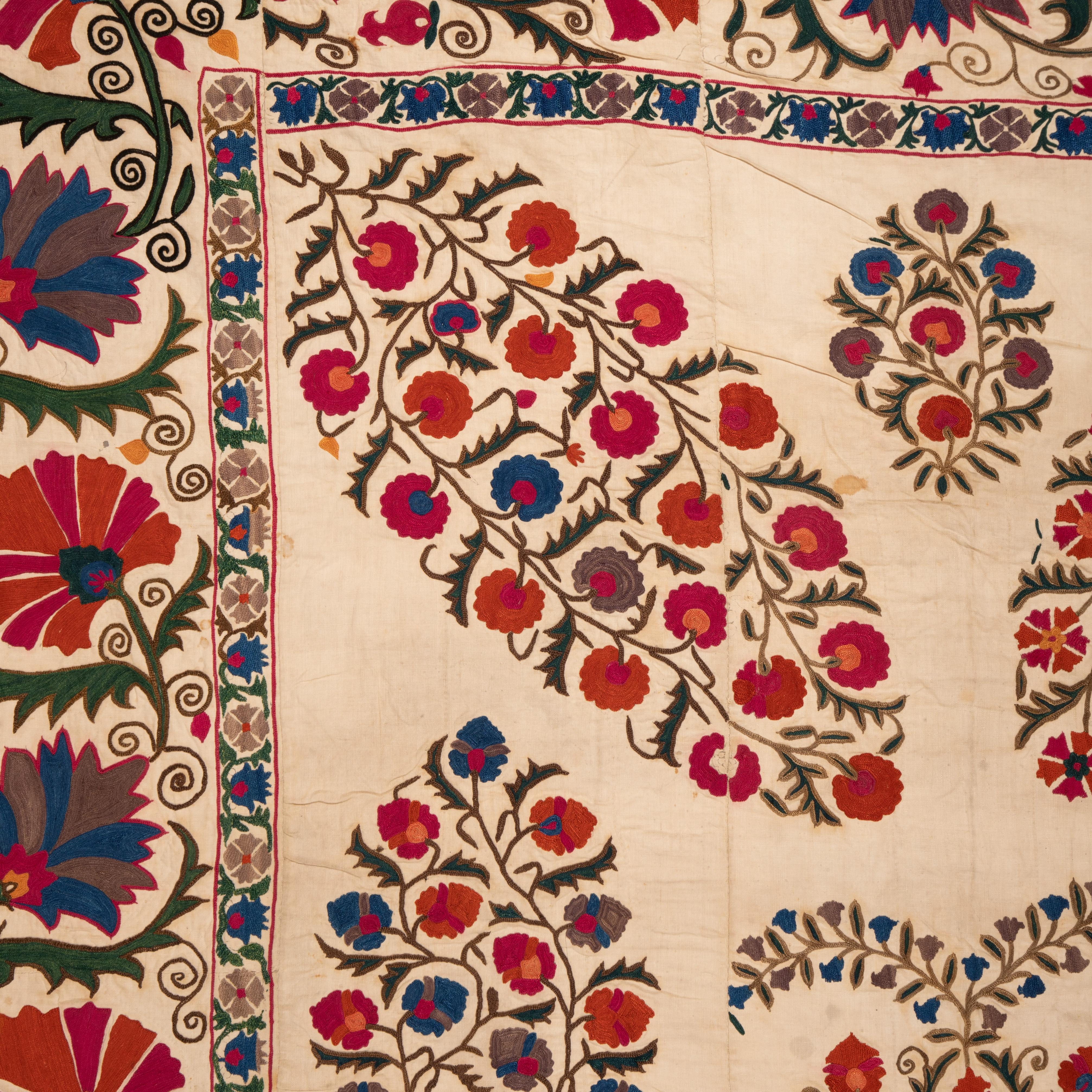 Uzbeko Antico Suzani di Bukara, Uzbekistan, XIX secolo. in vendita