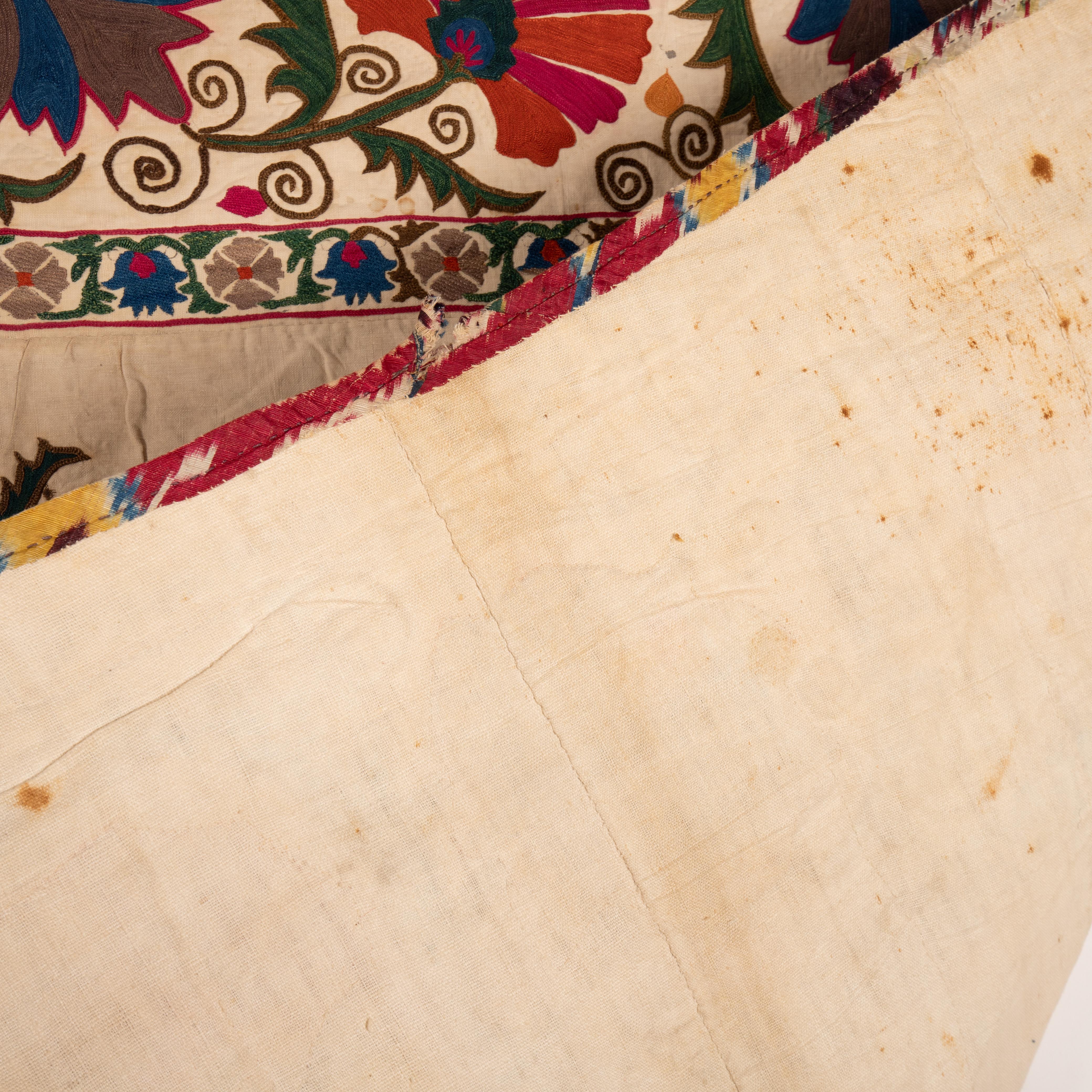 Antico Suzani di Bukara, Uzbekistan, XIX secolo. in vendita 2