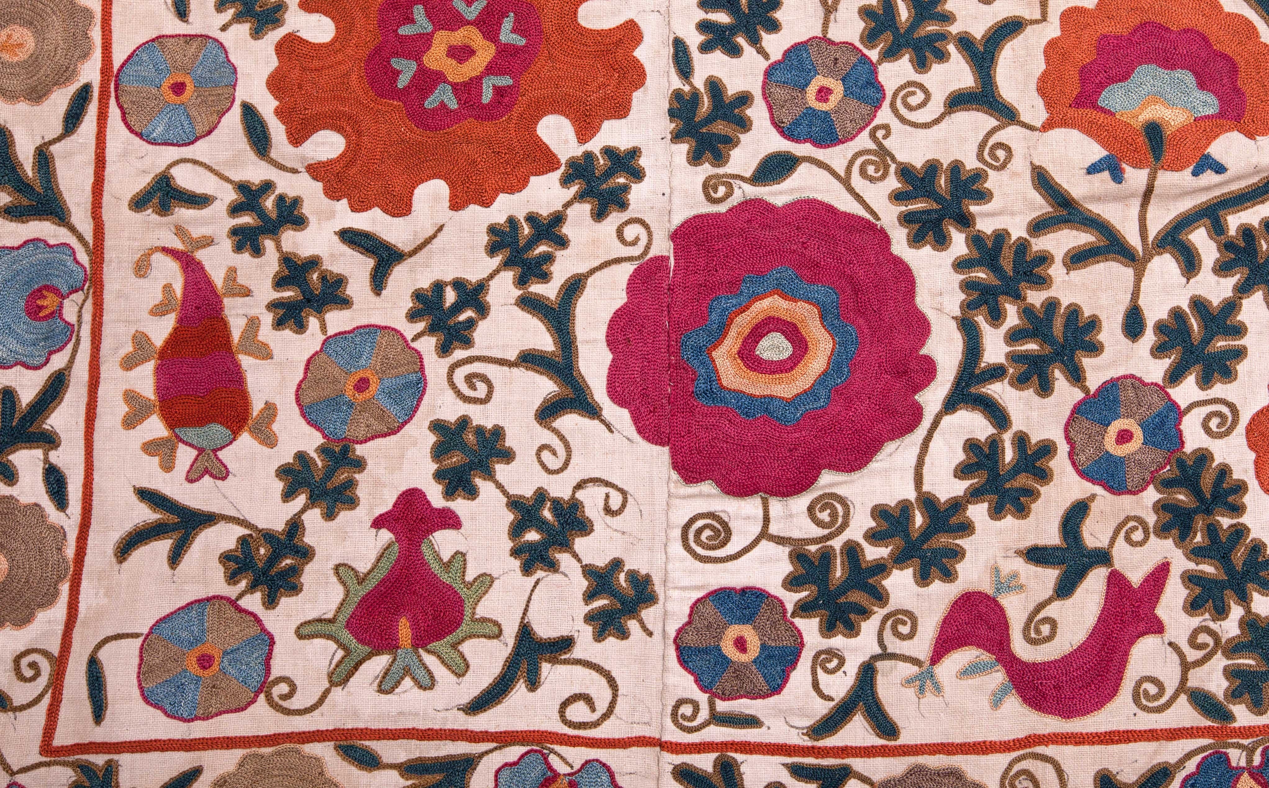 Antike Suzani aus Bukhara- Usbekistan, Mitte des 19. Jahrhunderts 1