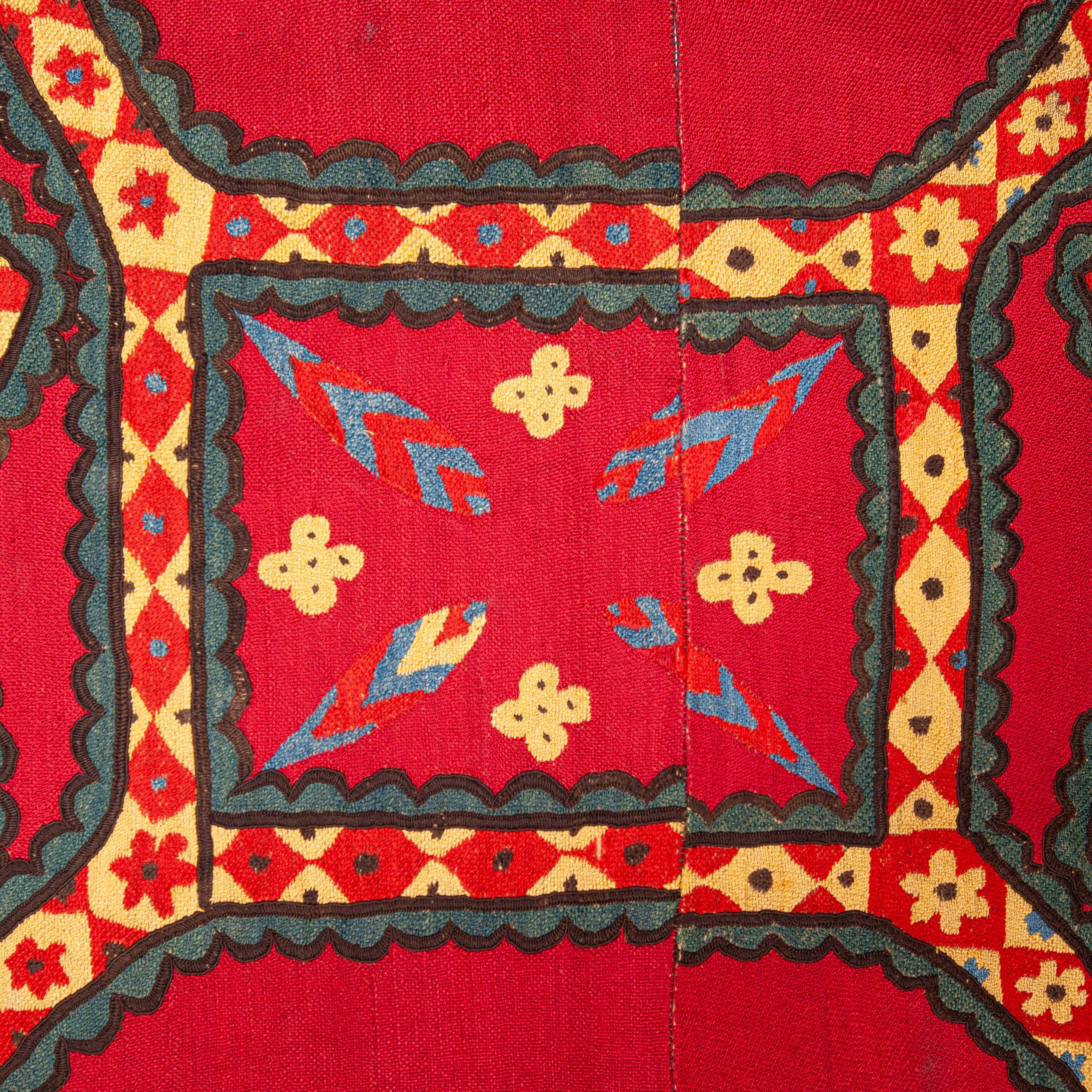 Wool Antique Suzani from Pishkent Uzbekistan, 1860s