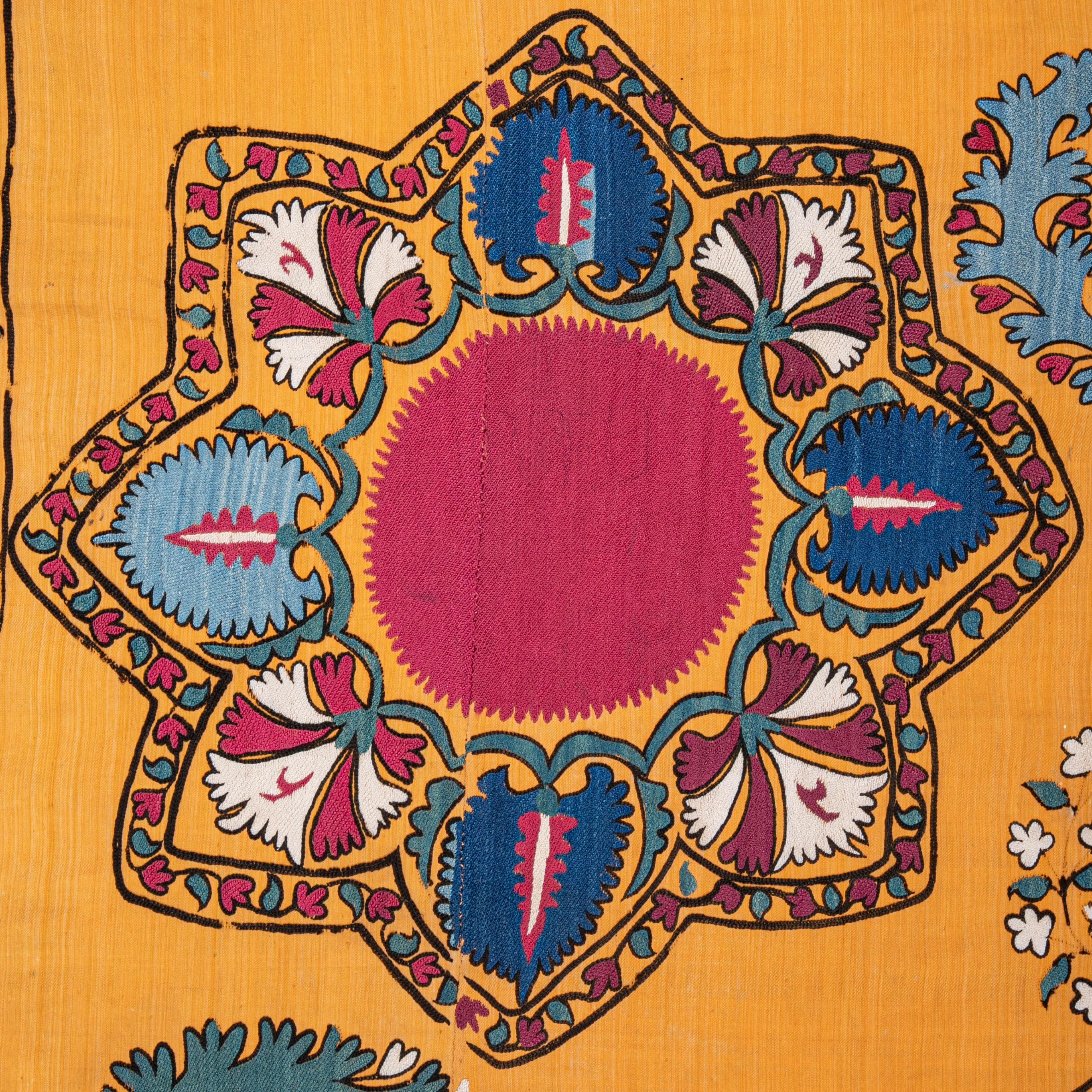 Silk Antique Suzani from Tashkent Uzbekistan, Late 19th Century