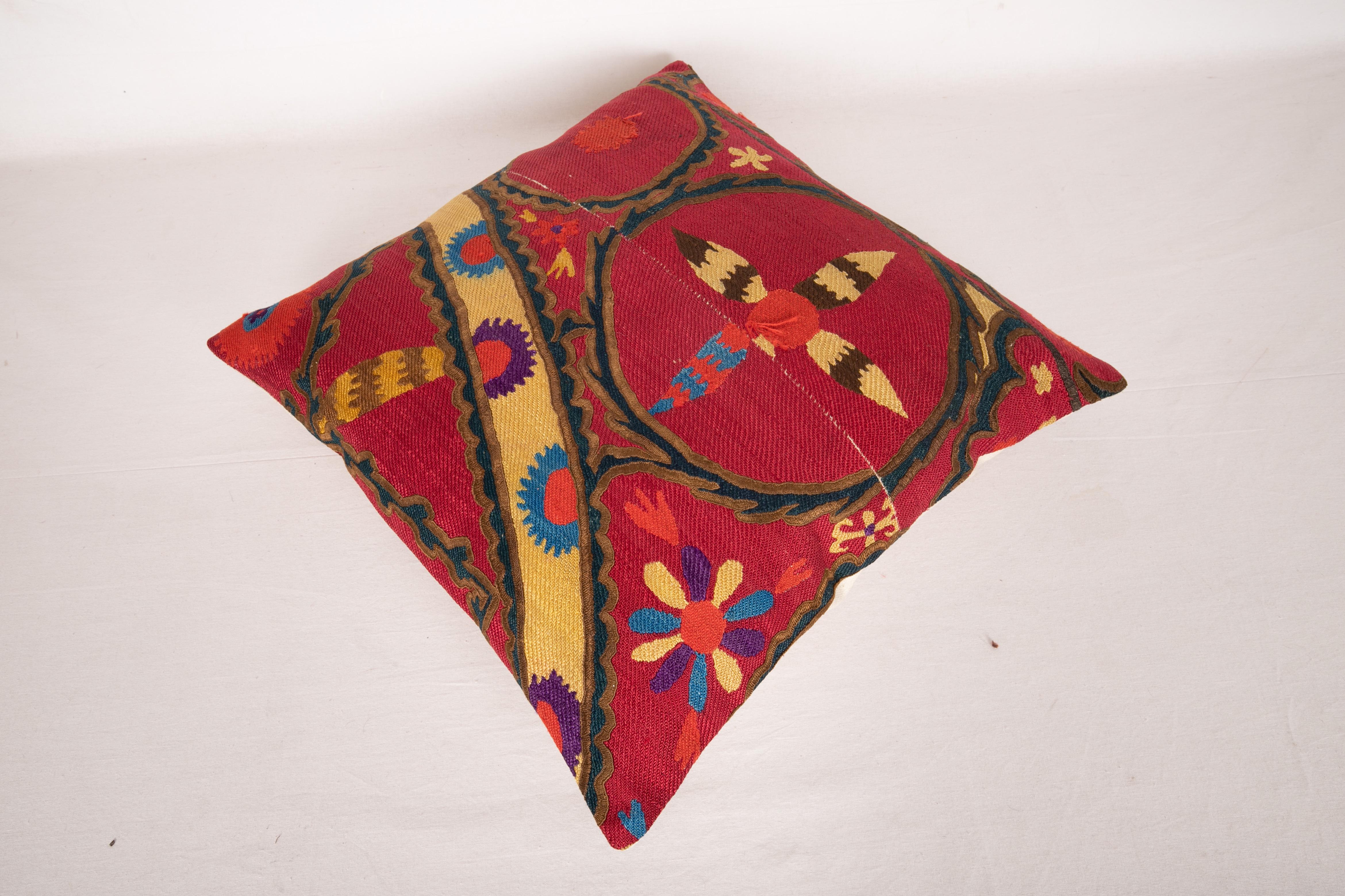 Antique Suzani Pillow Case Fashioned from a Late 19th Century Pishkent Suzani For Sale 1