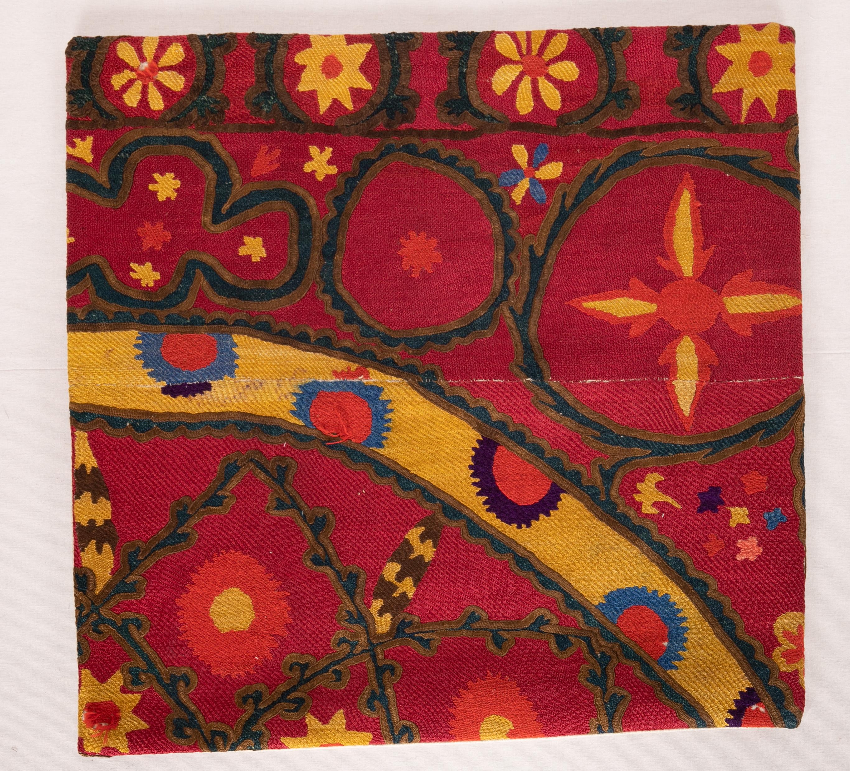 Antique Suzani Pillow Case Fashioned from a Late 19th Century Pishkent Suzani For Sale 2