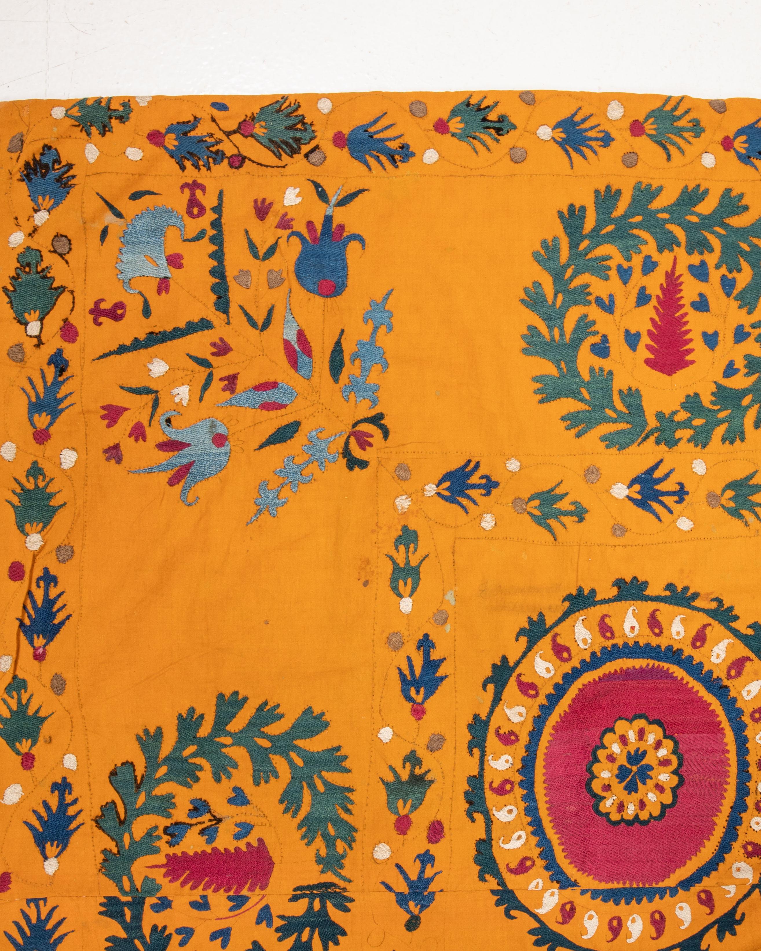 Cotone Antico Suzani , Tashkent, Uzbekistan in vendita