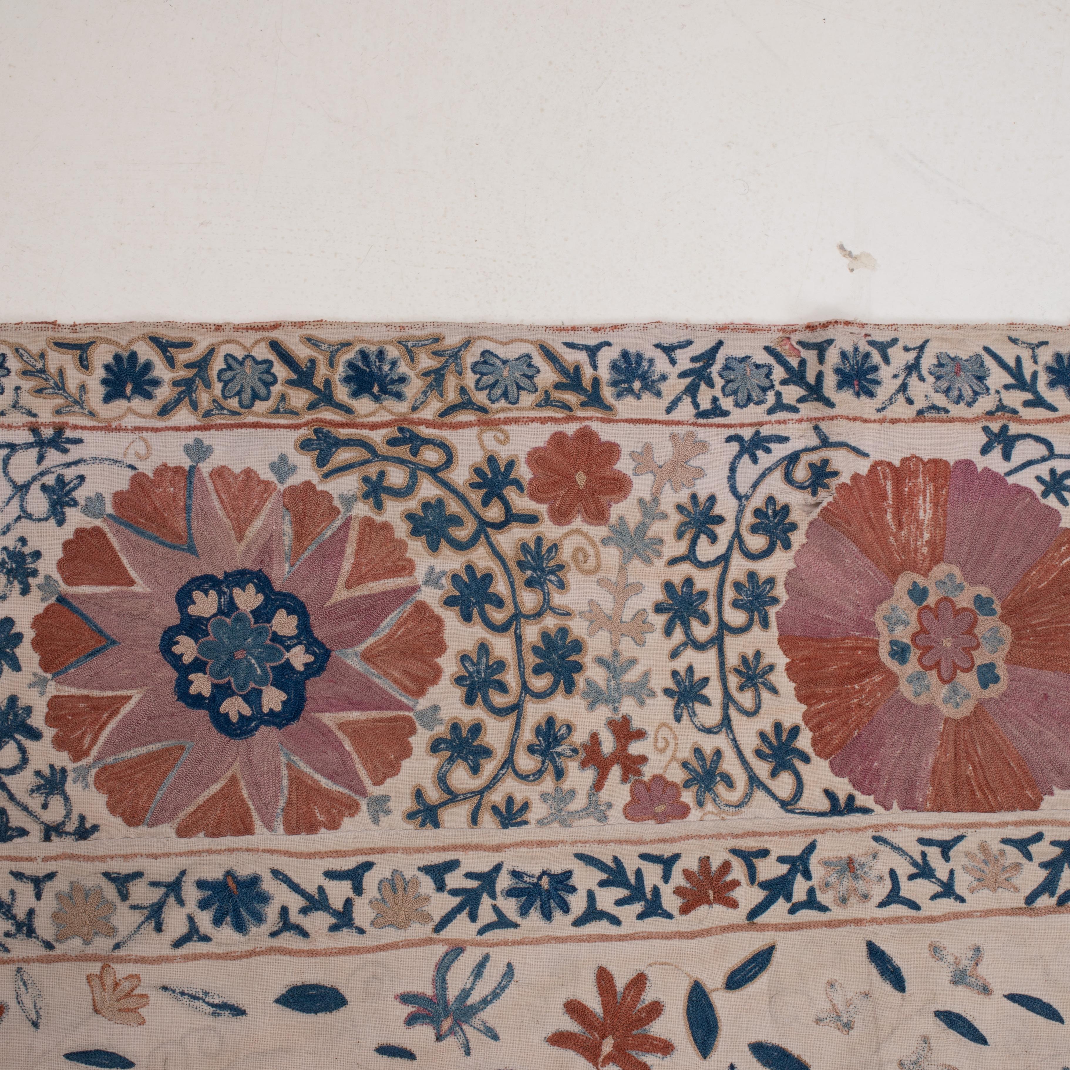 19th Century Antique Suzani with Zoomorphic Design Elements, Bukhara Uzbekistan, Late 19th C For Sale