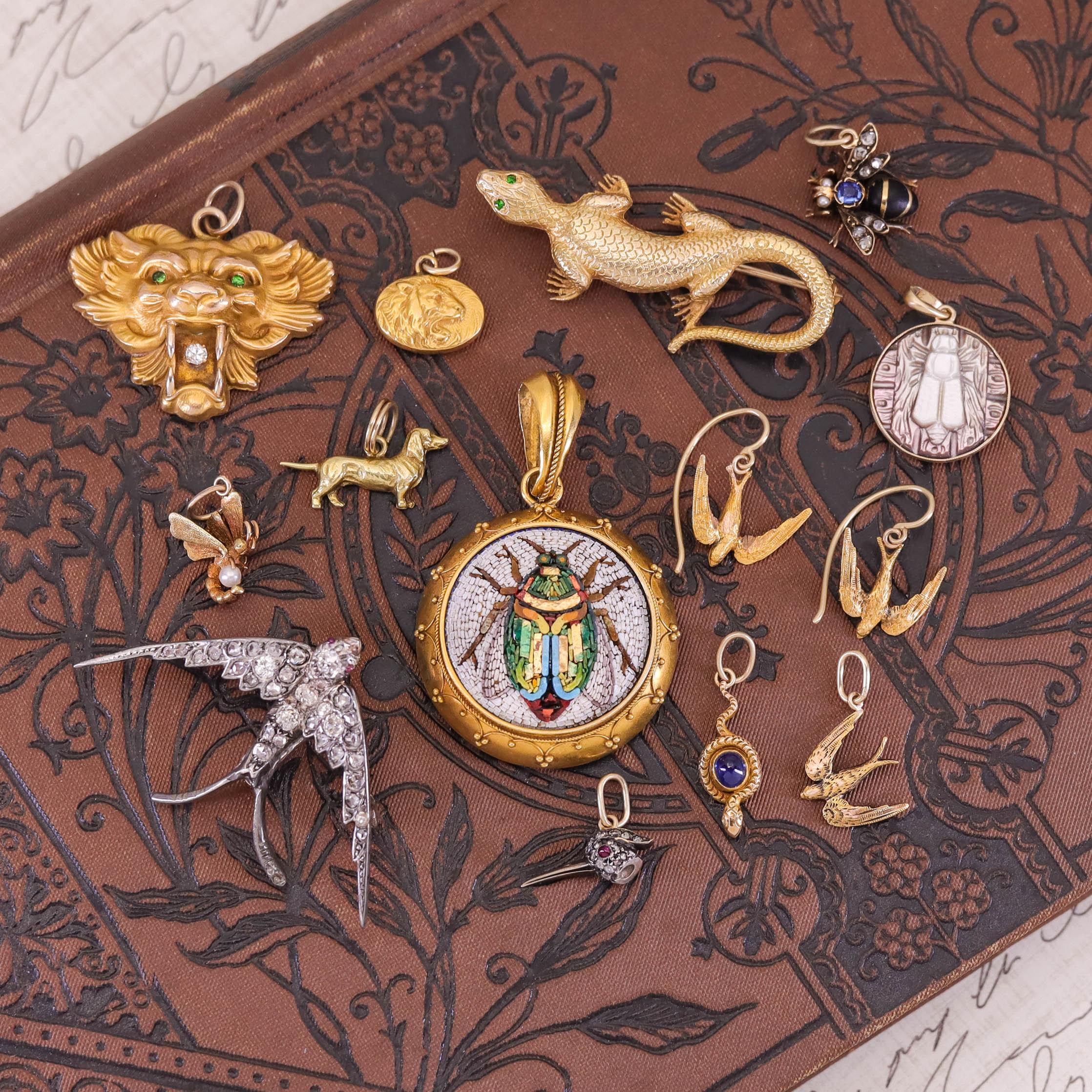 Antike Schwalbenvogel-Ohrringe aus 14k Gold im Angebot 2