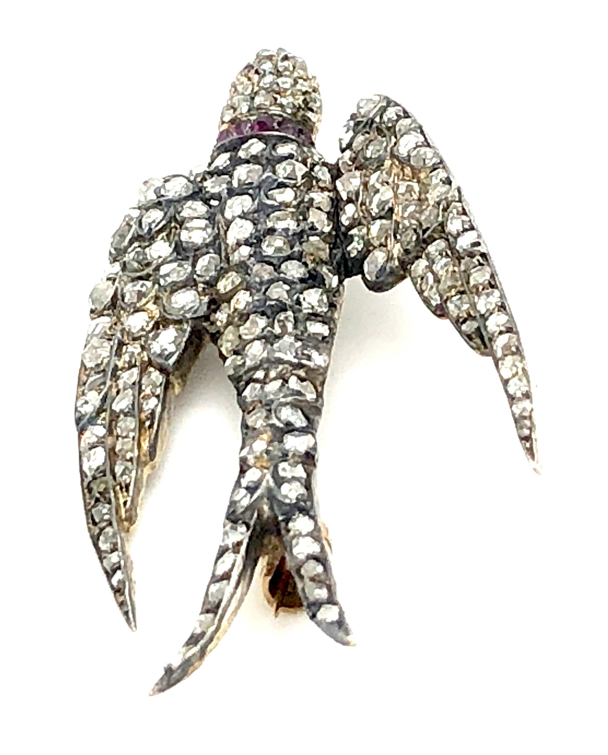 Antike antike Swallow Dive Diamant Silber Gold Emaille Brosche im Zustand „Hervorragend“ im Angebot in Munich, Bavaria
