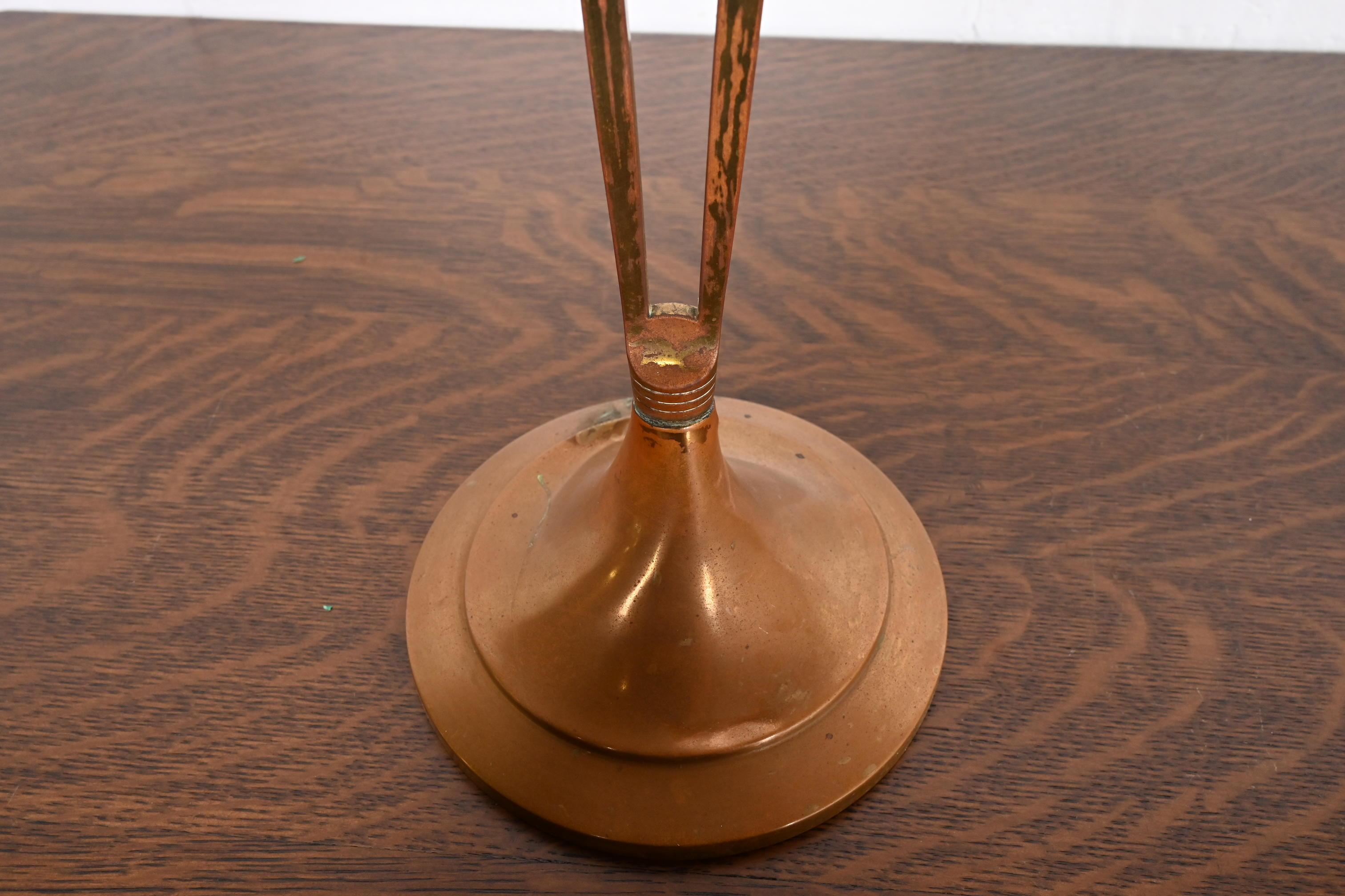 Antico candelabro svedese Art Nouveau in ottone e rame a due bracci, coppia in vendita 2