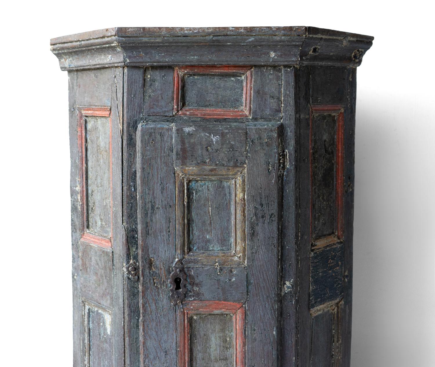Antique Swedish Baroque Painted Corner Cabinet Cupboard, 17th Century In Good Condition For Sale In Bristol, GB