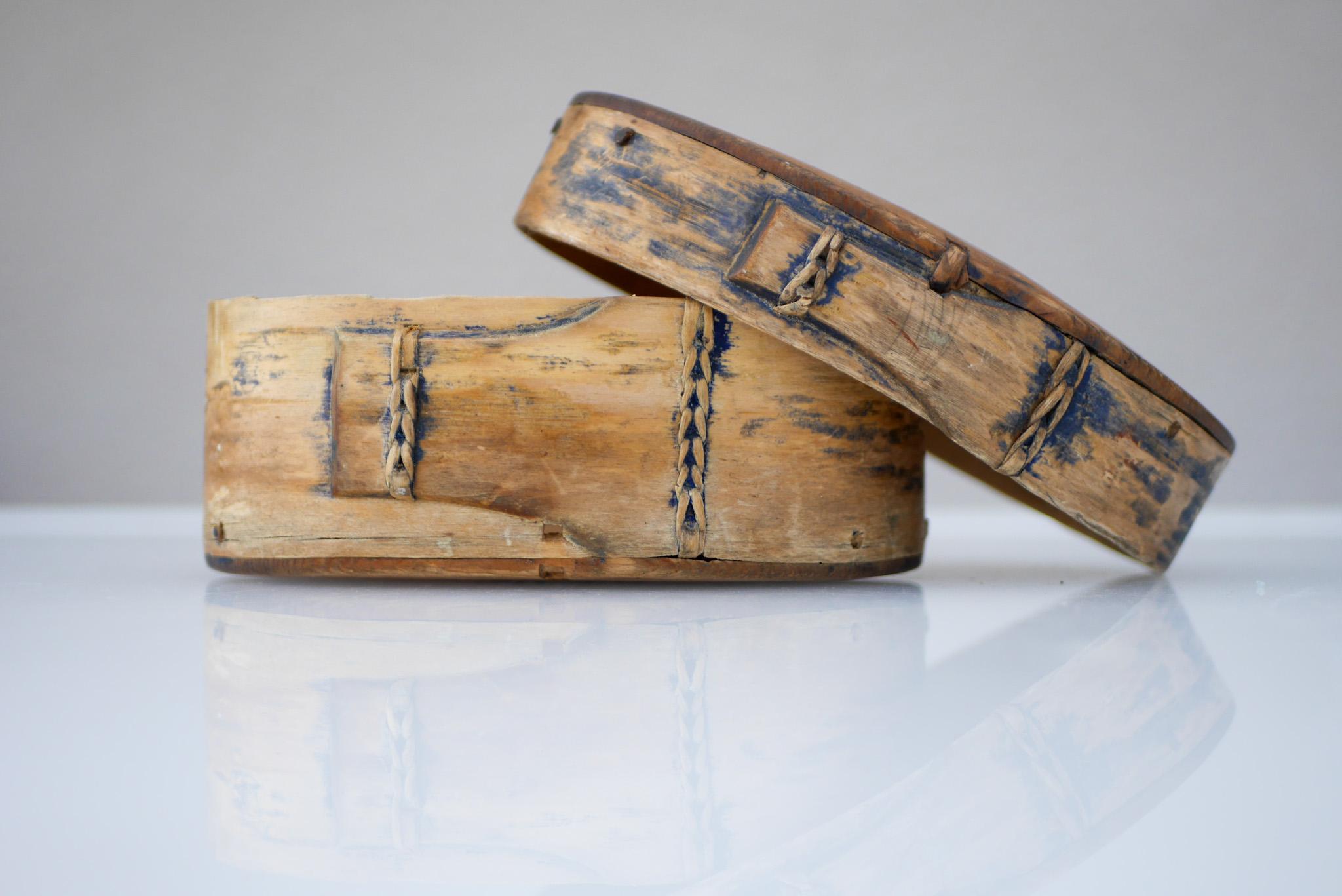 Bentwood Antique Swedish Bent Wooden Tine Box, or 