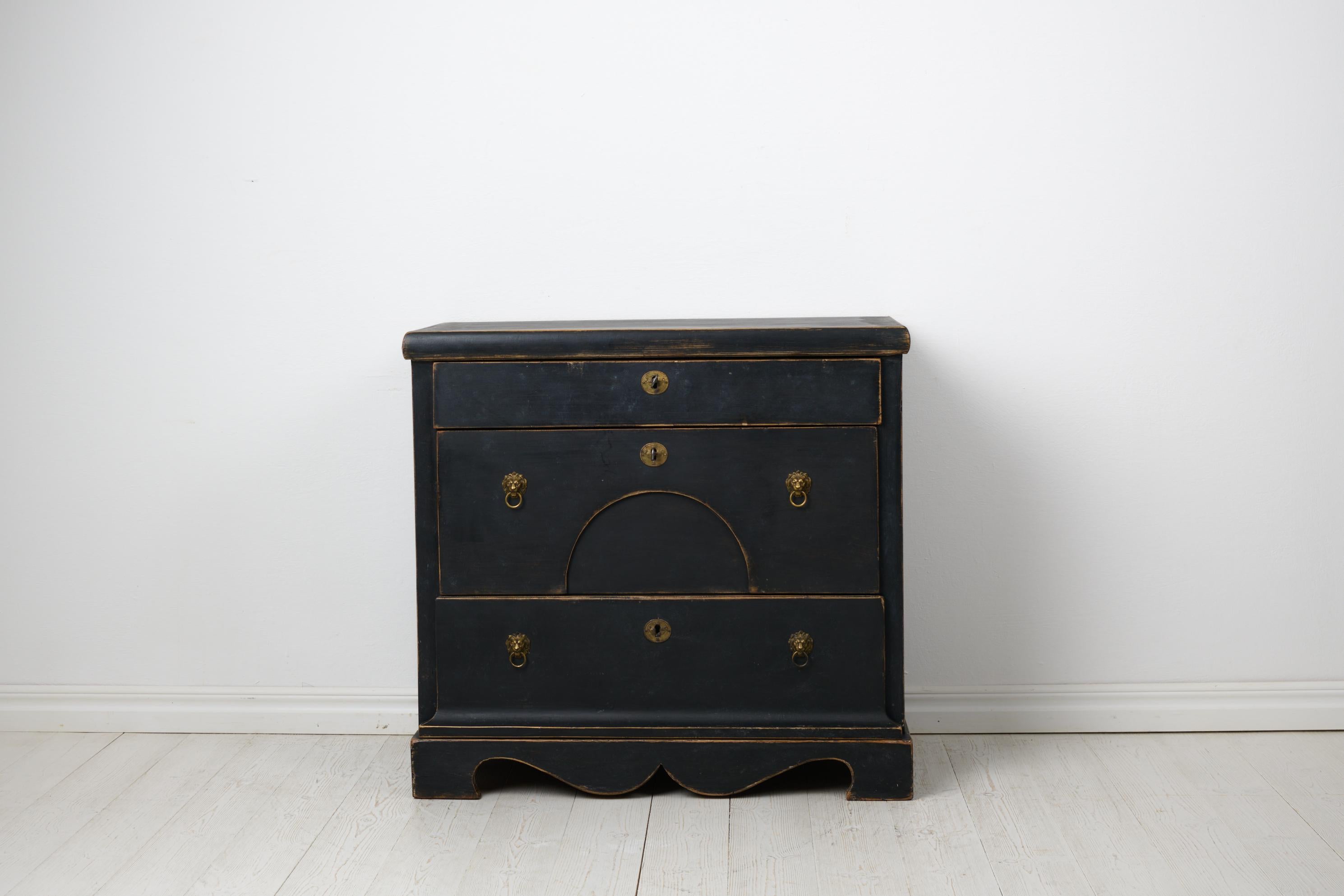 19th Century Antique Swedish Chest of Drawers in Empire Style with Three Drawers and Locks For Sale