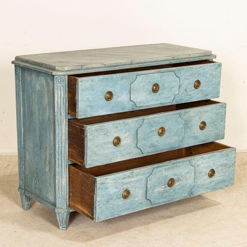 Antique Swedish Chest of Drawers, Painted Blue In Good Condition In Round Top, TX