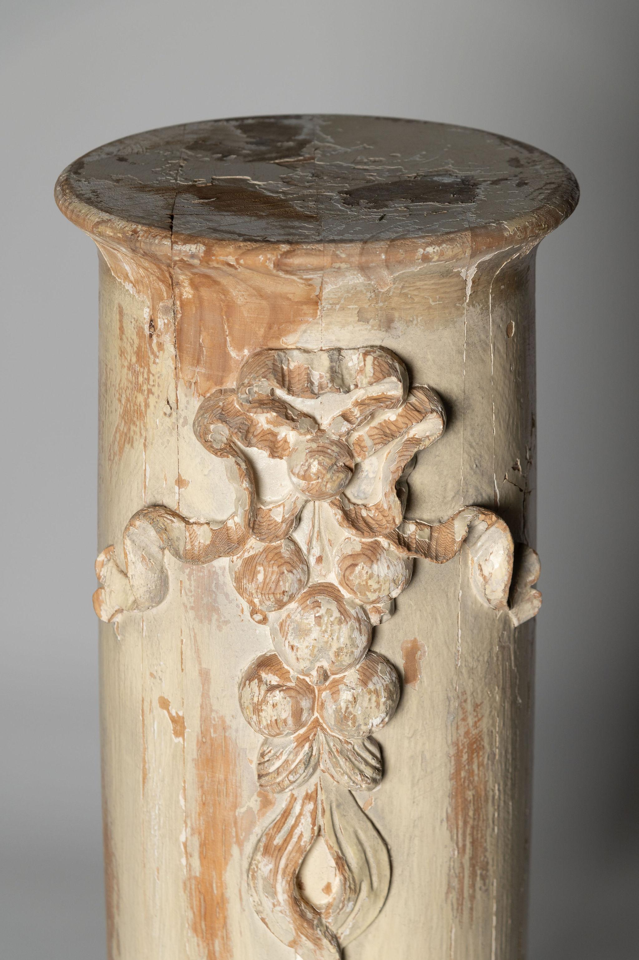 Suédois colonne suédoise ancienne, socle, bois massif,  19ème siècle  en vente