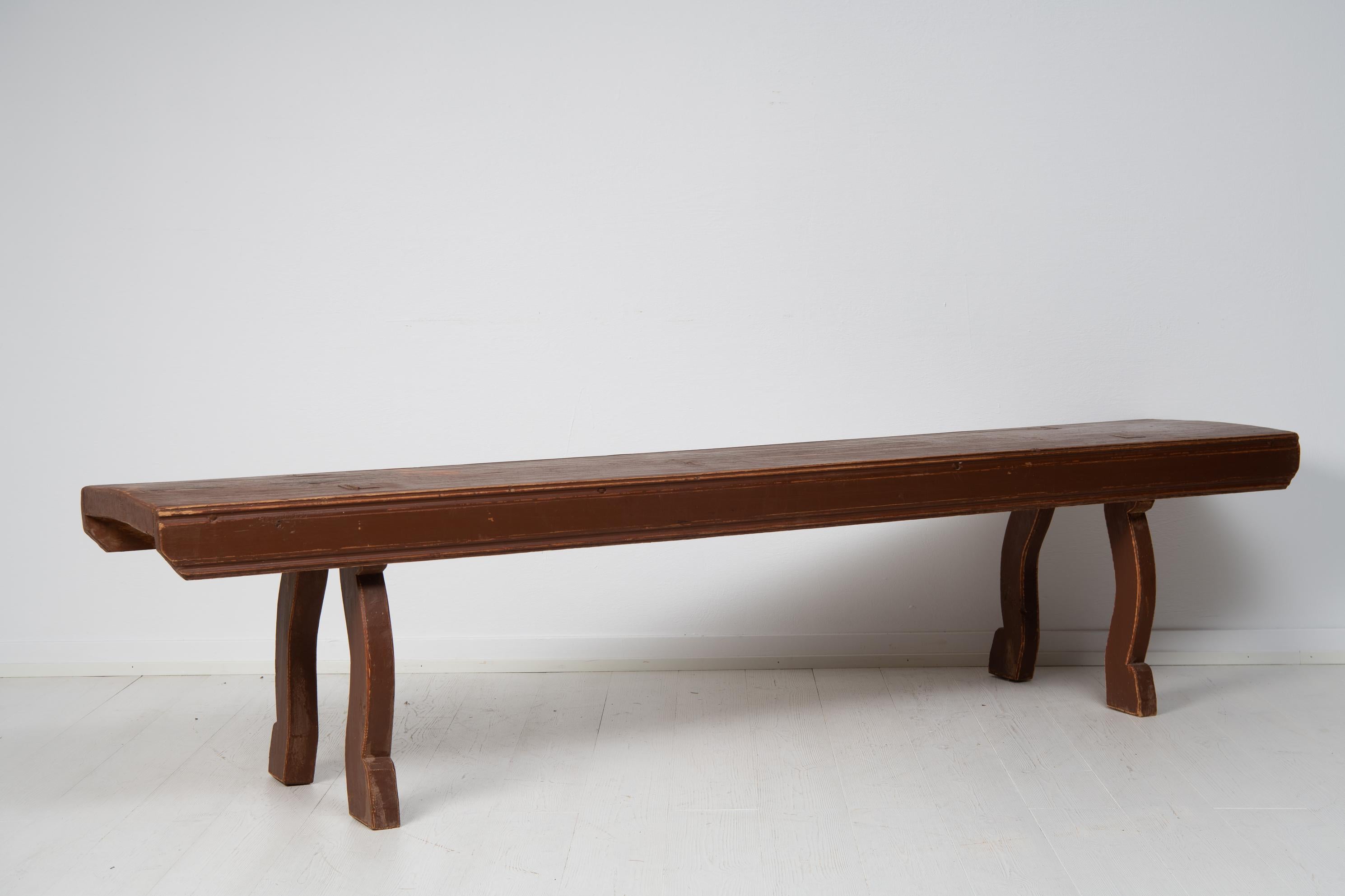 Suédois Ancien banc de maison de campagne suédois en pin ancien en vente