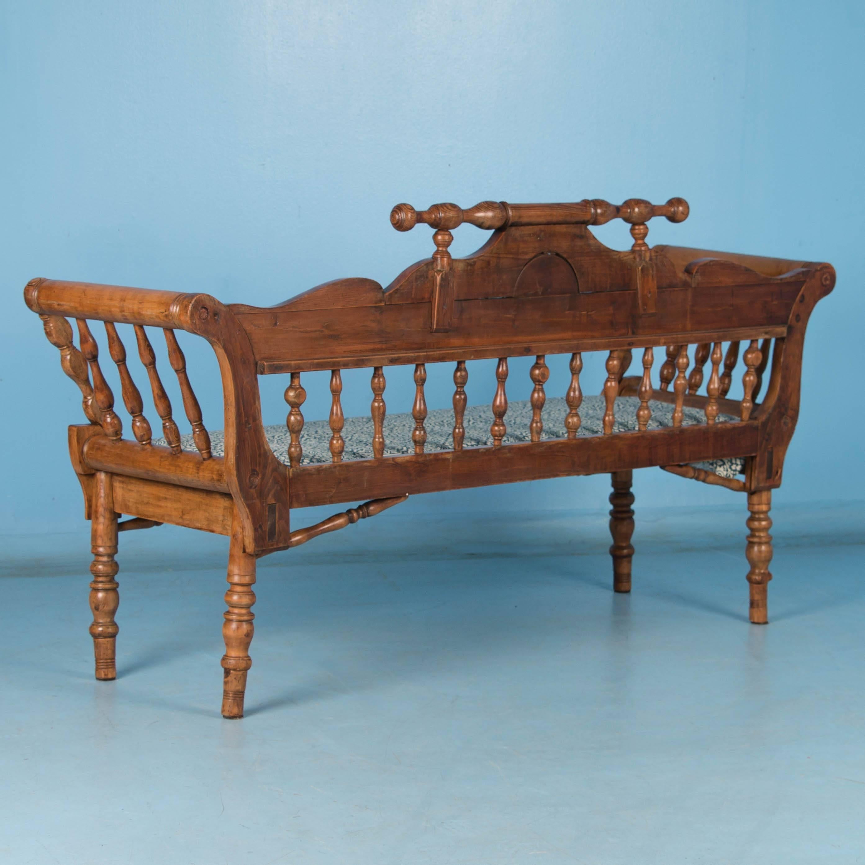 Antique Swedish Country Pine Bench In Good Condition In Round Top, TX