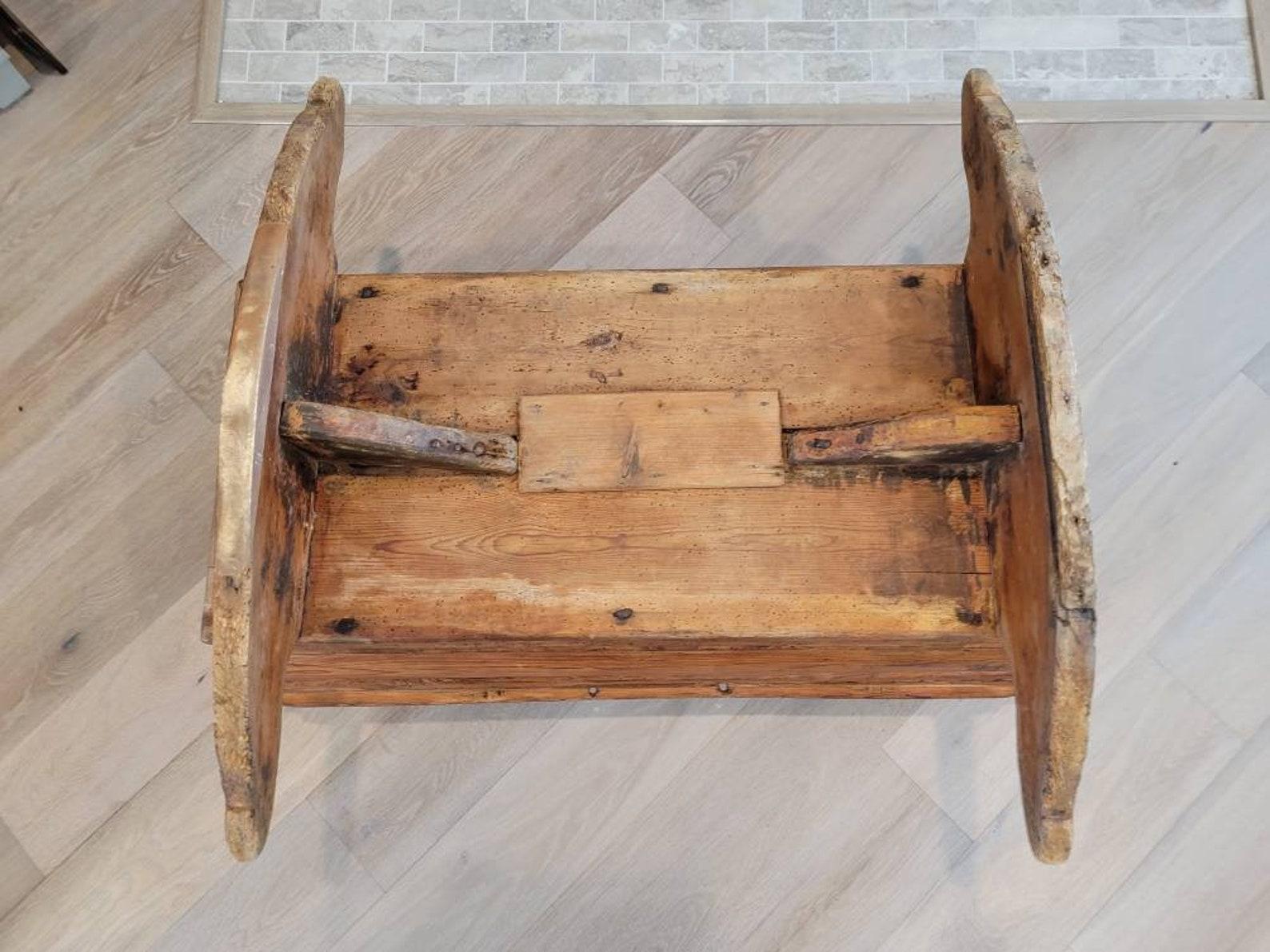 Antique Swedish Country Pine Rocking Bassinet  For Sale 1