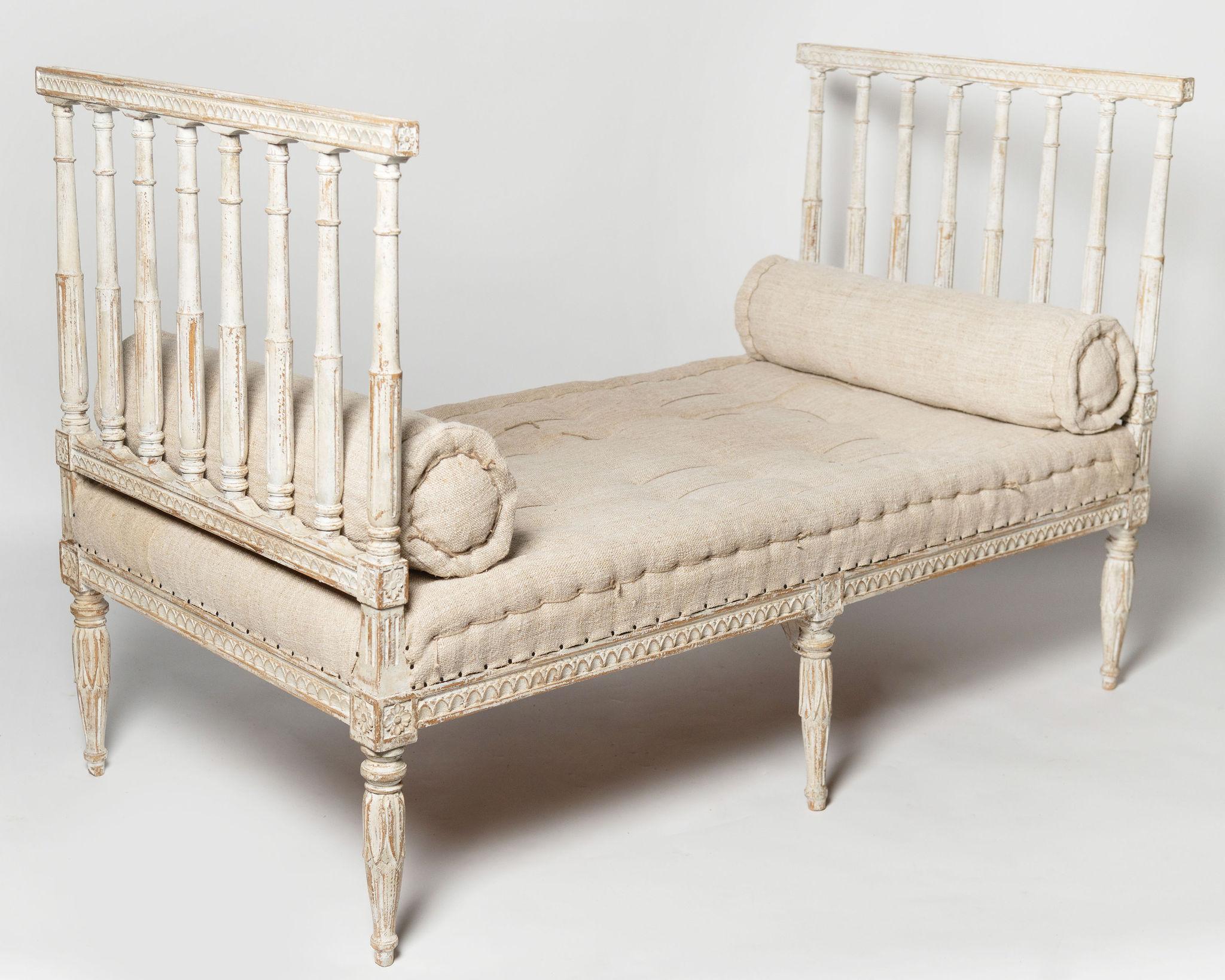 Antique Swedish daybed, sofa, stool, c1800, gustavian, Swedish upholstery   For Sale 5