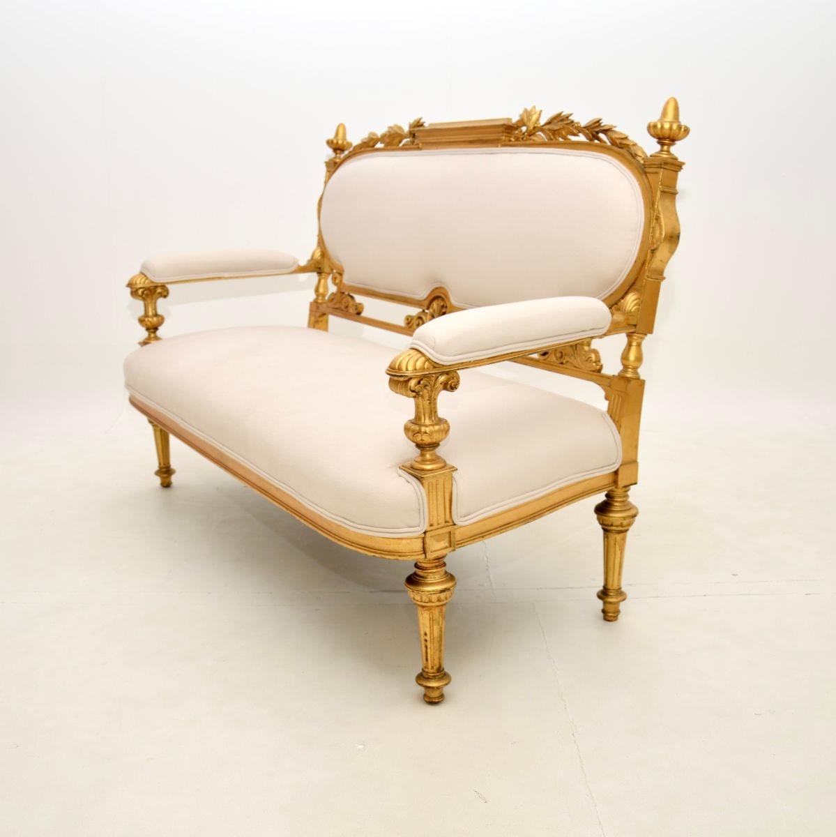 Canapé ancien en bois doré de style Empire suédois Bon état - En vente à London, GB