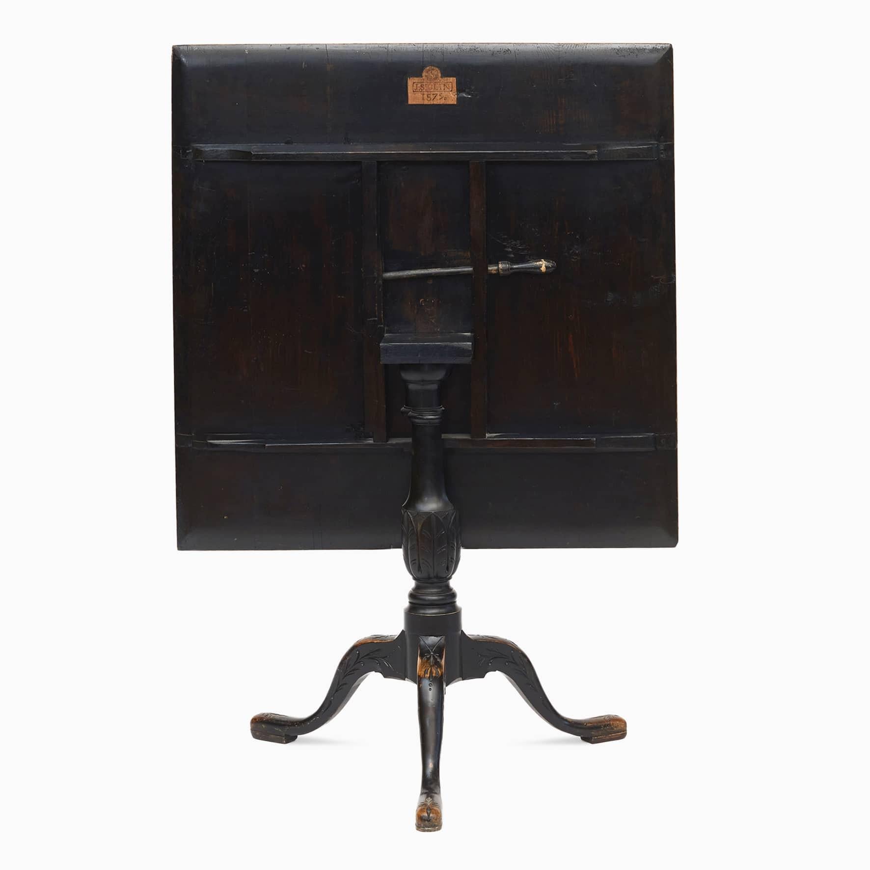 Antique Swedish Empire Tilt-Top Table, 1810 - 1820 In Good Condition For Sale In Kastrup, DK