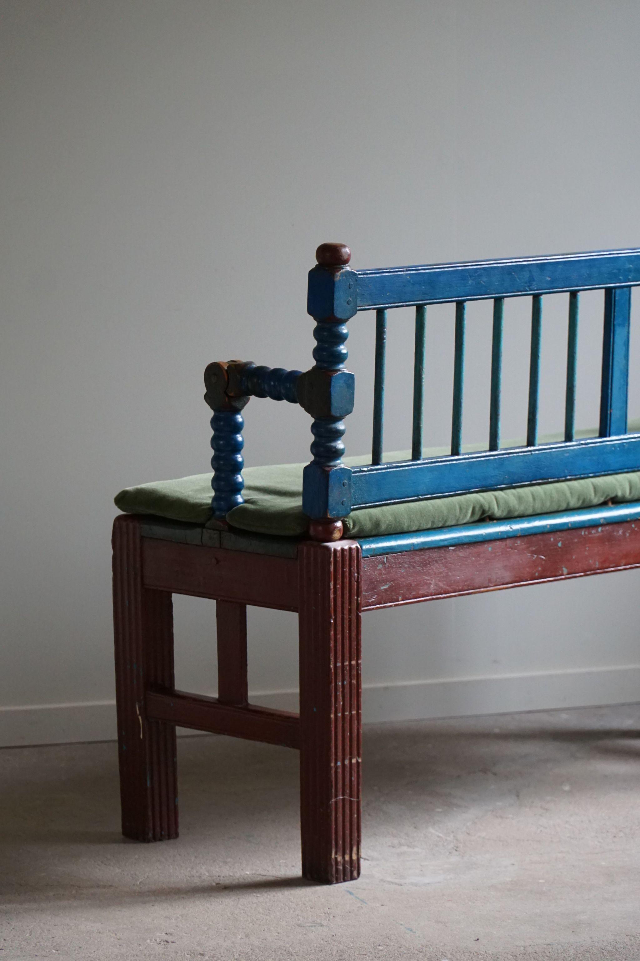 Antique Swedish Folk Art Folding Bench, Original Paint & New Mohair Seat, 1800s In Fair Condition For Sale In Odense, DK