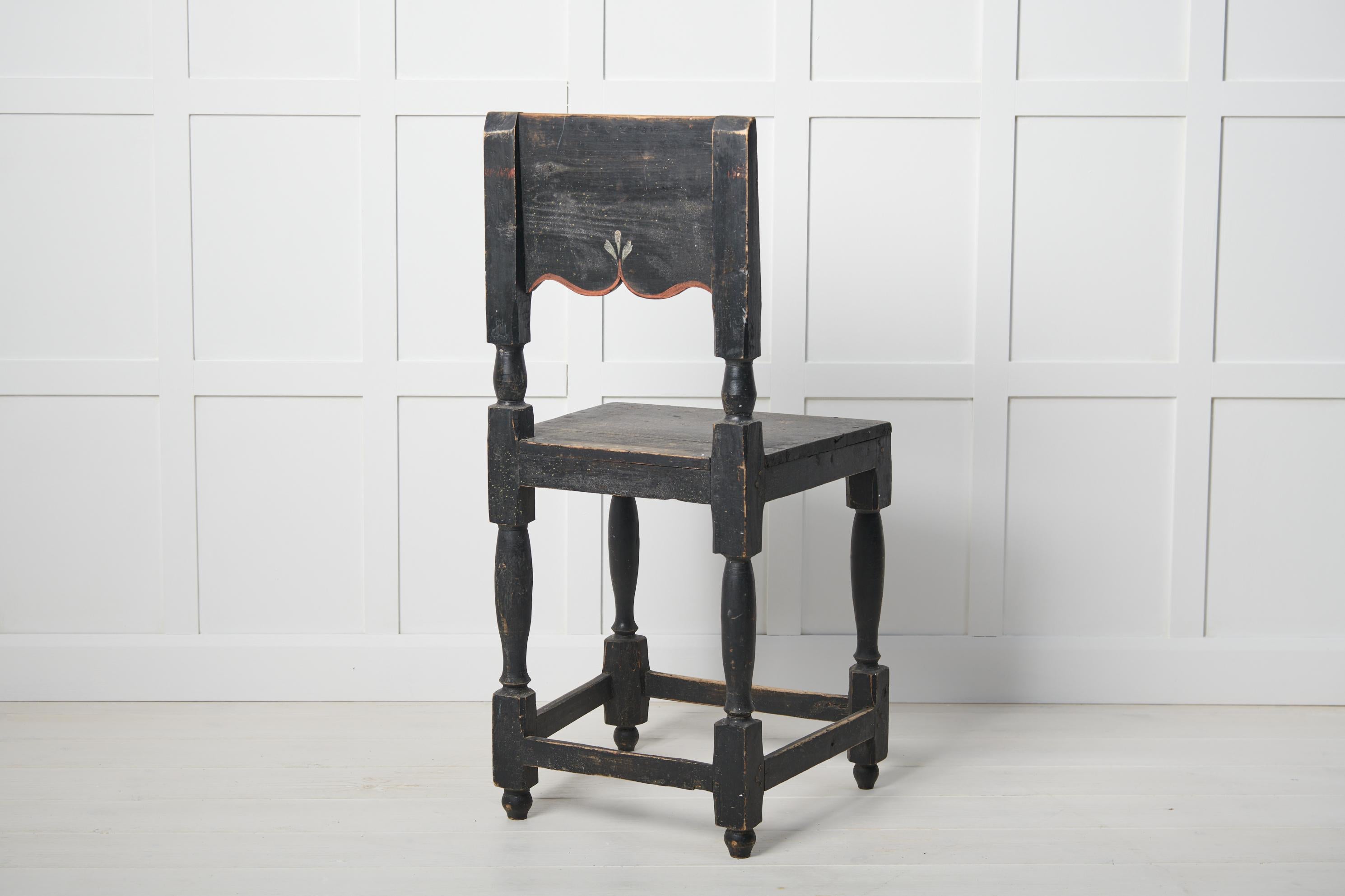 Antiker schwedischer Volkskunst-Stuhl in echtem Originalzustand  im Zustand „Gut“ im Angebot in Kramfors, SE