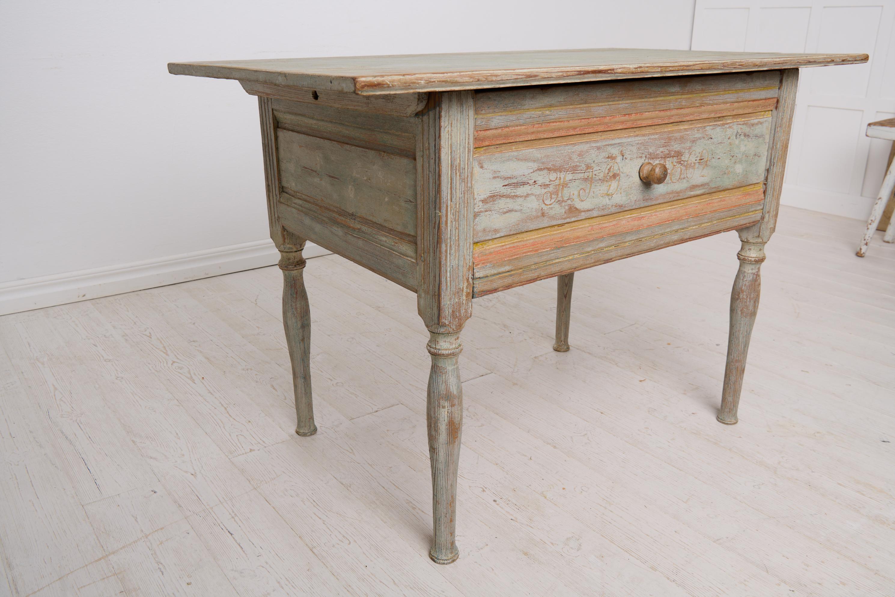 XIX secolo Antique Swedish Folk Art Side Table with A Large Drawer and Original Paint in vendita