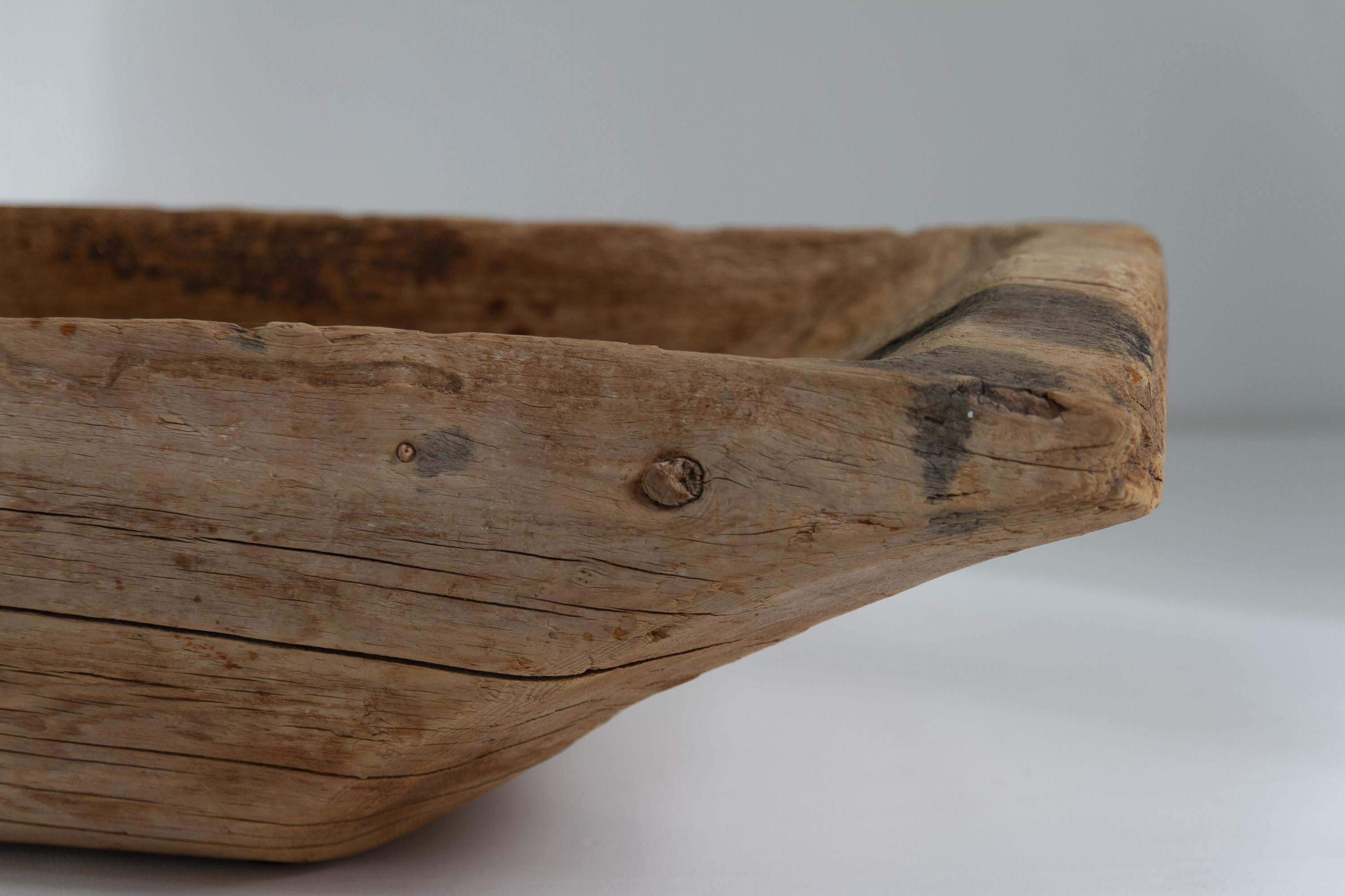 XIX secolo Antico abbeveratoio in legno di arte popolare svedese, fine '800. in vendita