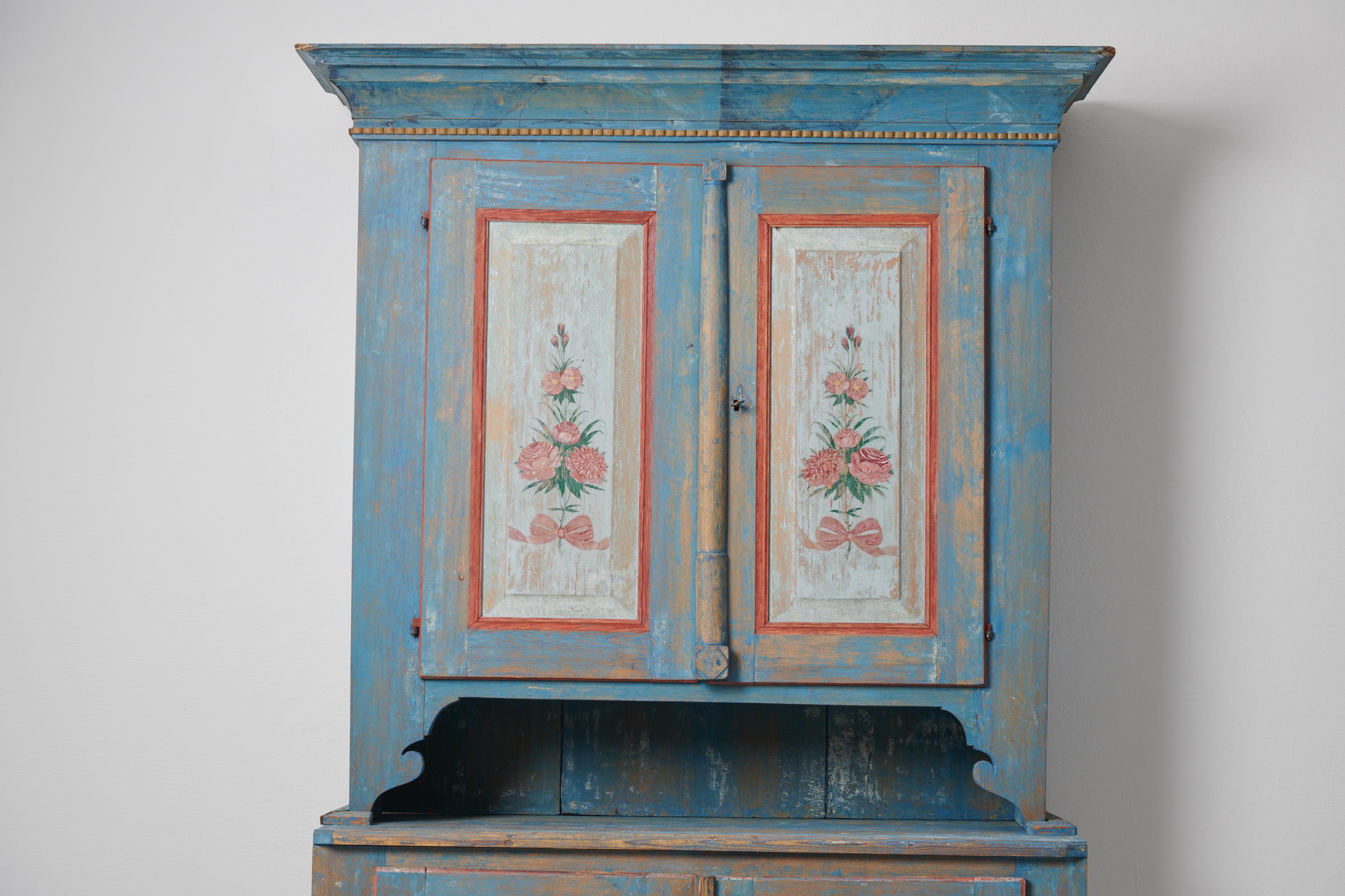 Antique Swedish Genuine Blue Country Cabinet  For Sale 1