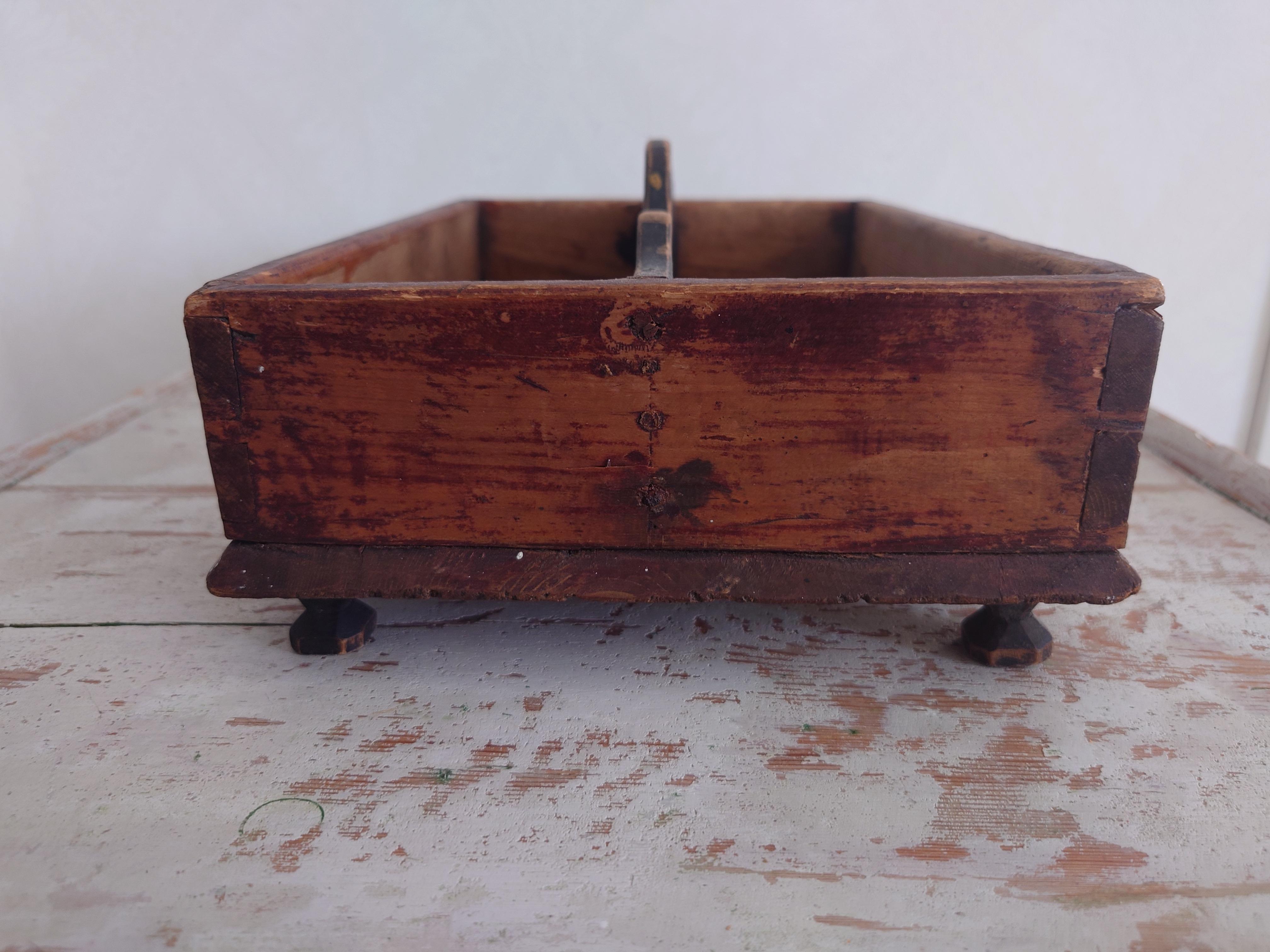 Antique Swedish genuine Folk Art  Country Cutlery box dated 1857 Original paint In Good Condition For Sale In Boden, SE