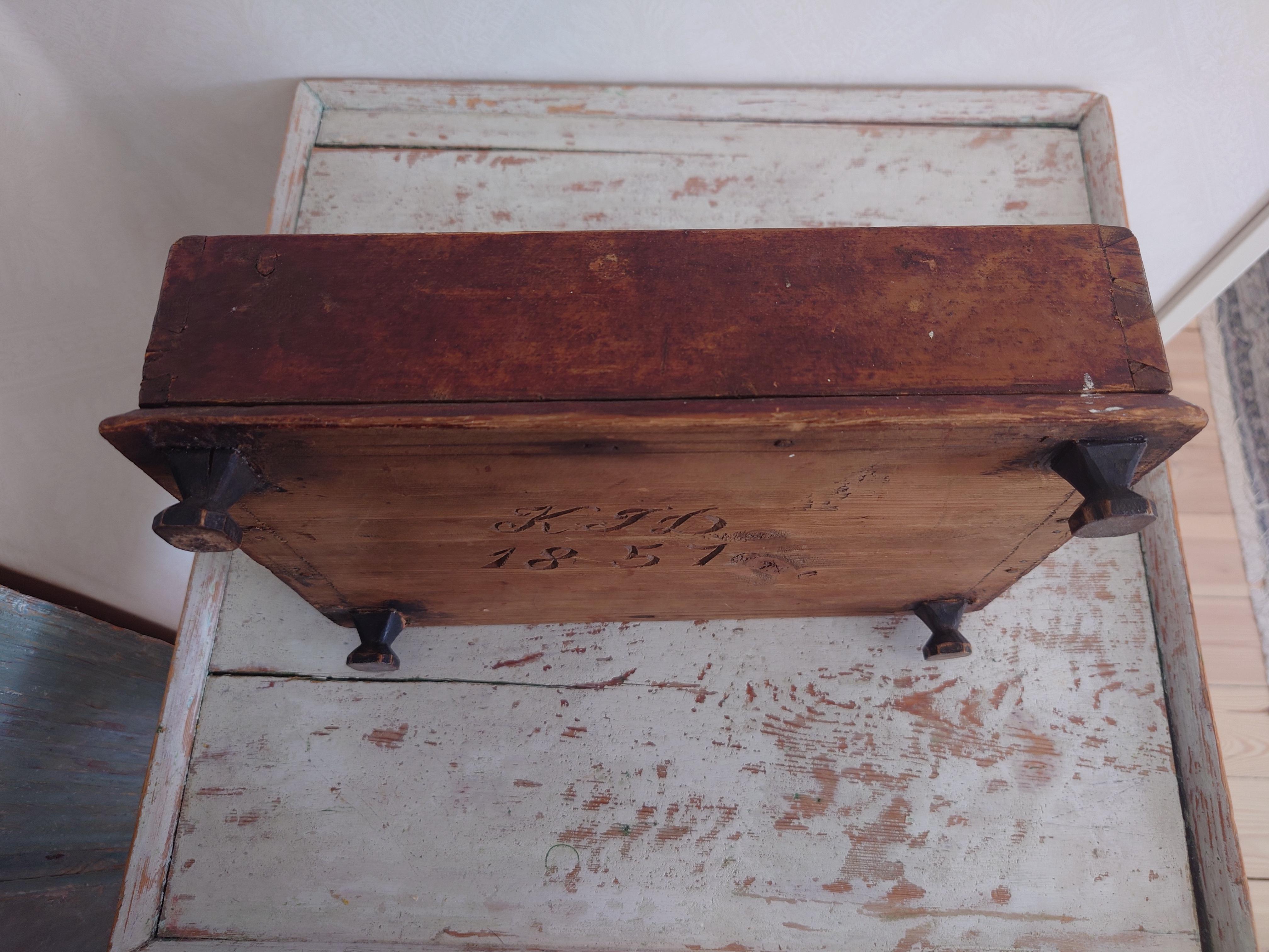 Antique Swedish genuine Folk Art  Country Cutlery box dated 1857 Original paint For Sale 2