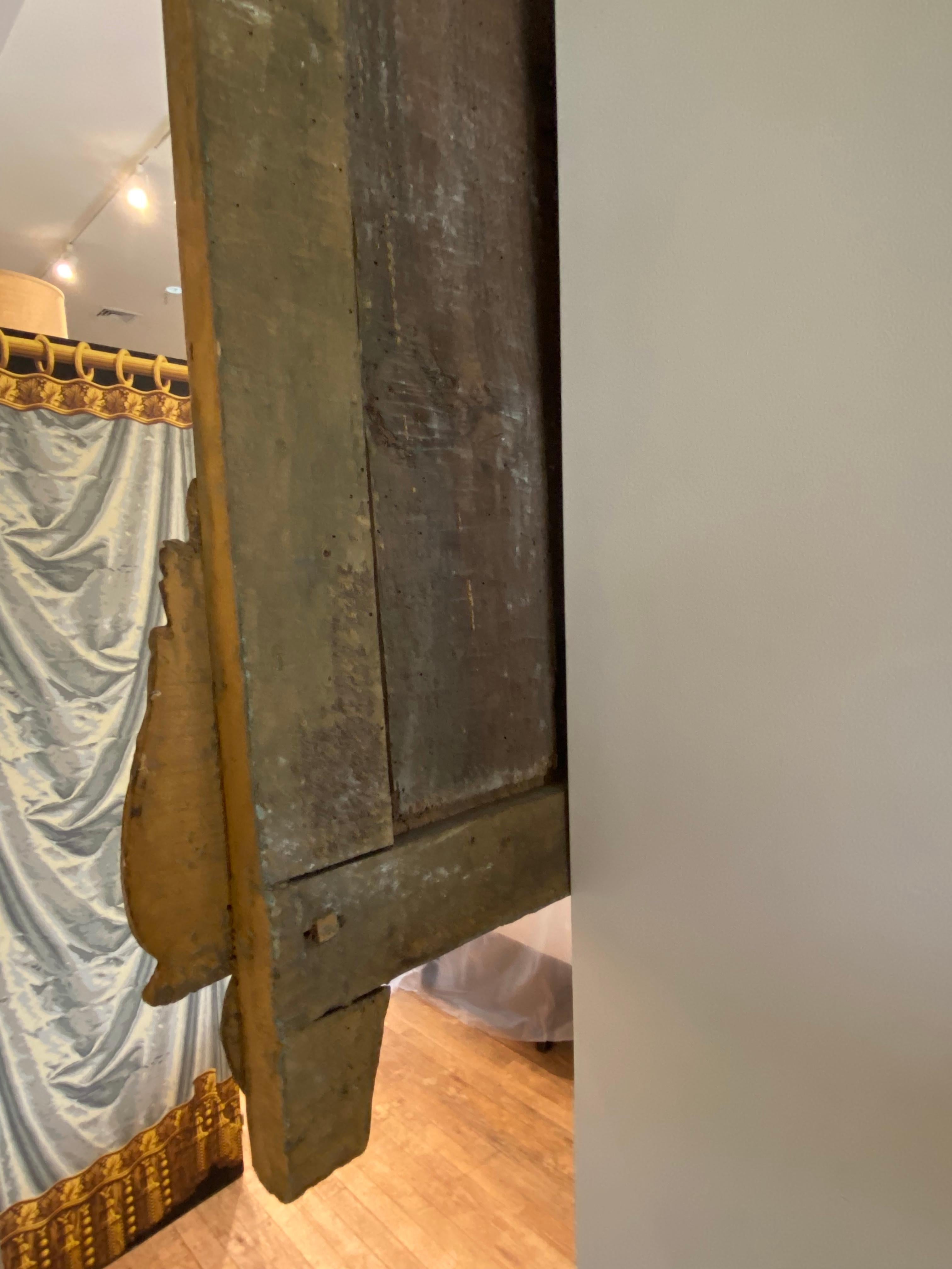 Antiker schwedischer vergoldeter und geschnitzter Spiegel im Angebot 9