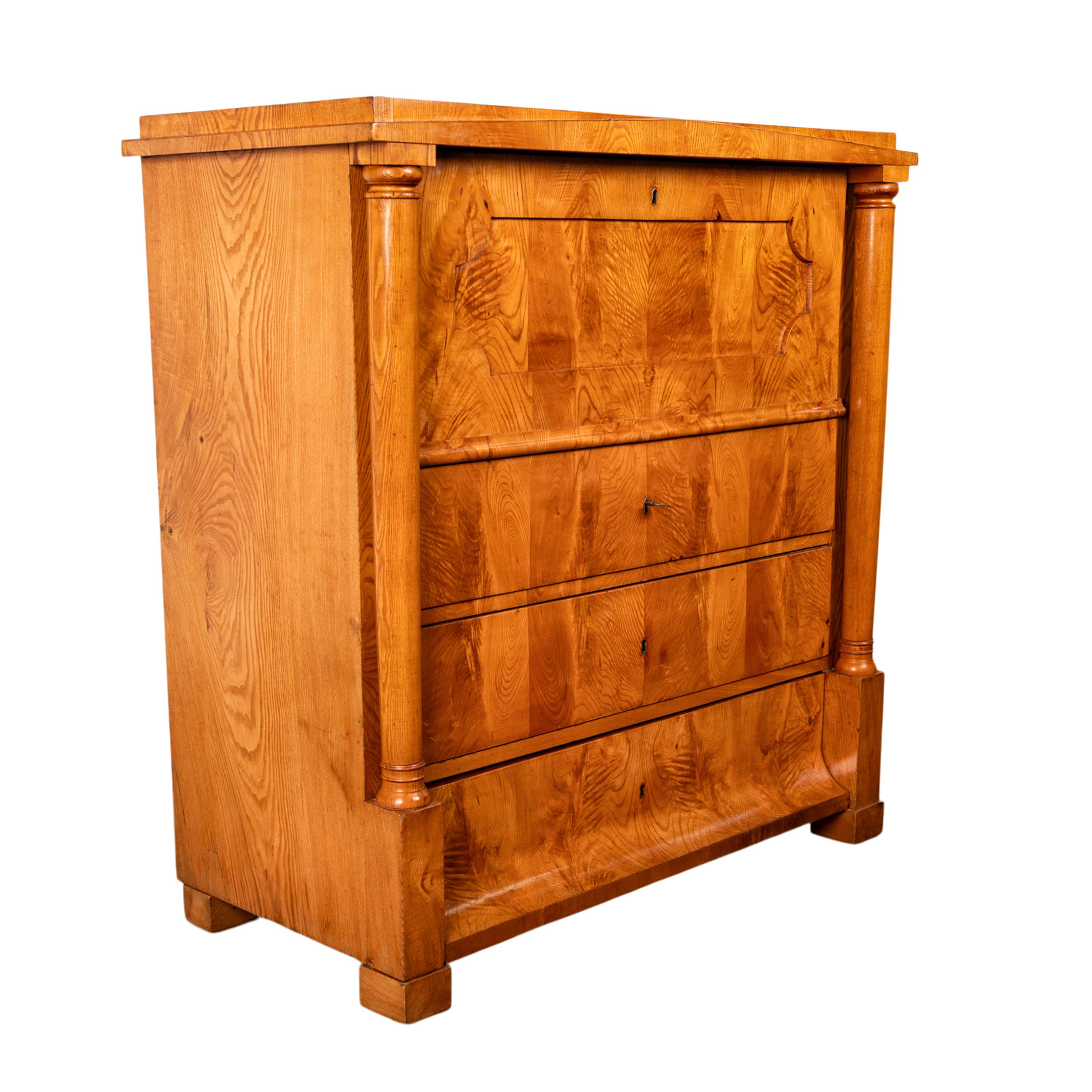 Antique Swedish Golden Ash Biedermeier Secretary Chest Dresser Desk inlaid 1820 For Sale 1
