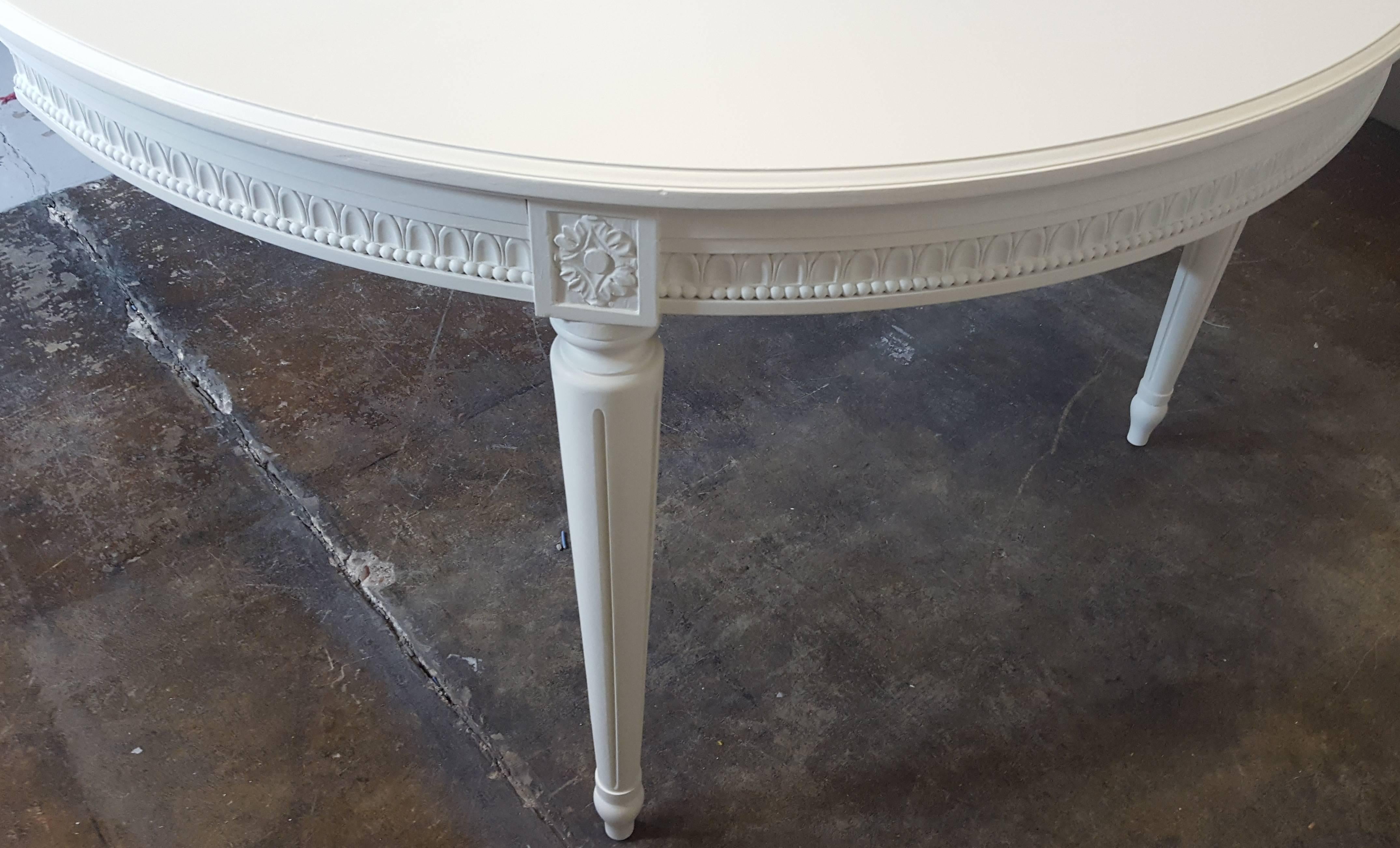 Hand-Painted Swedish Gustavian Extendable Dining Table Swedish, White , Early 20th Century