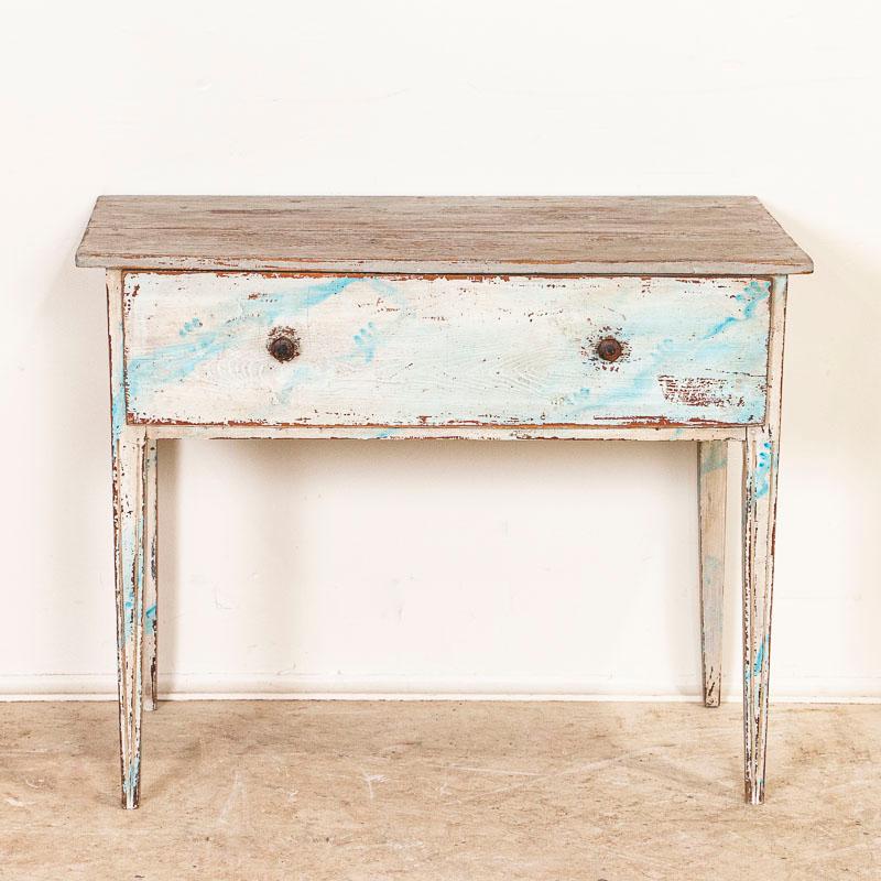 Antique Swedish Gustavian Blue Painted Side Table with Drawer In Good Condition In Round Top, TX