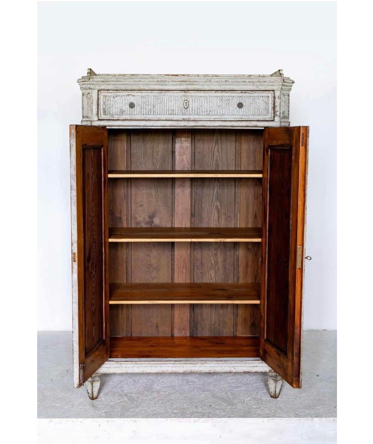 Hand-Painted Antique Swedish Gustavian Painted Sideboard Buffet Commode White C.1850 For Sale