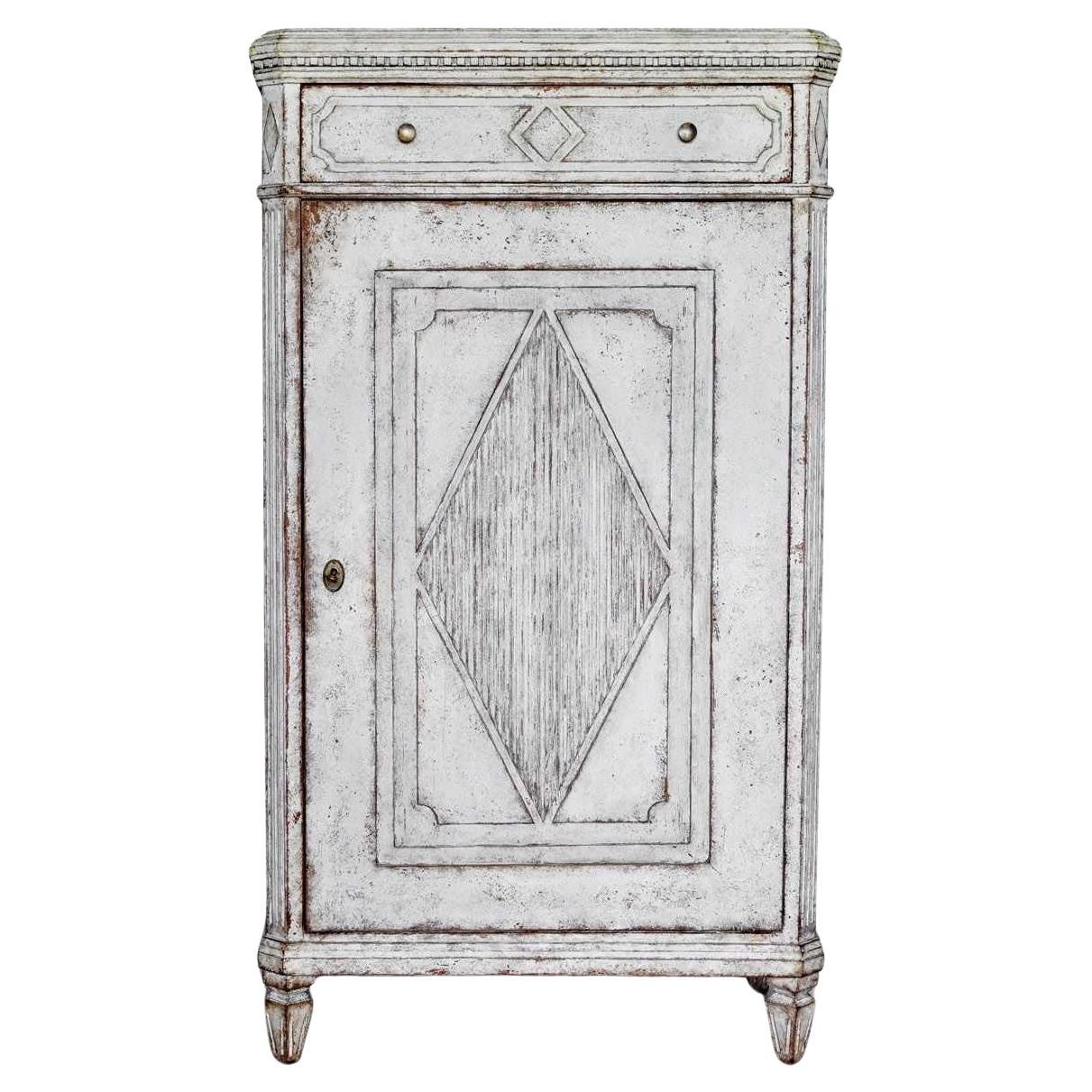 Antike schwedische Gustavianische bemalte Sideboard-Buffetkommode, weiß lackiert, um 1860