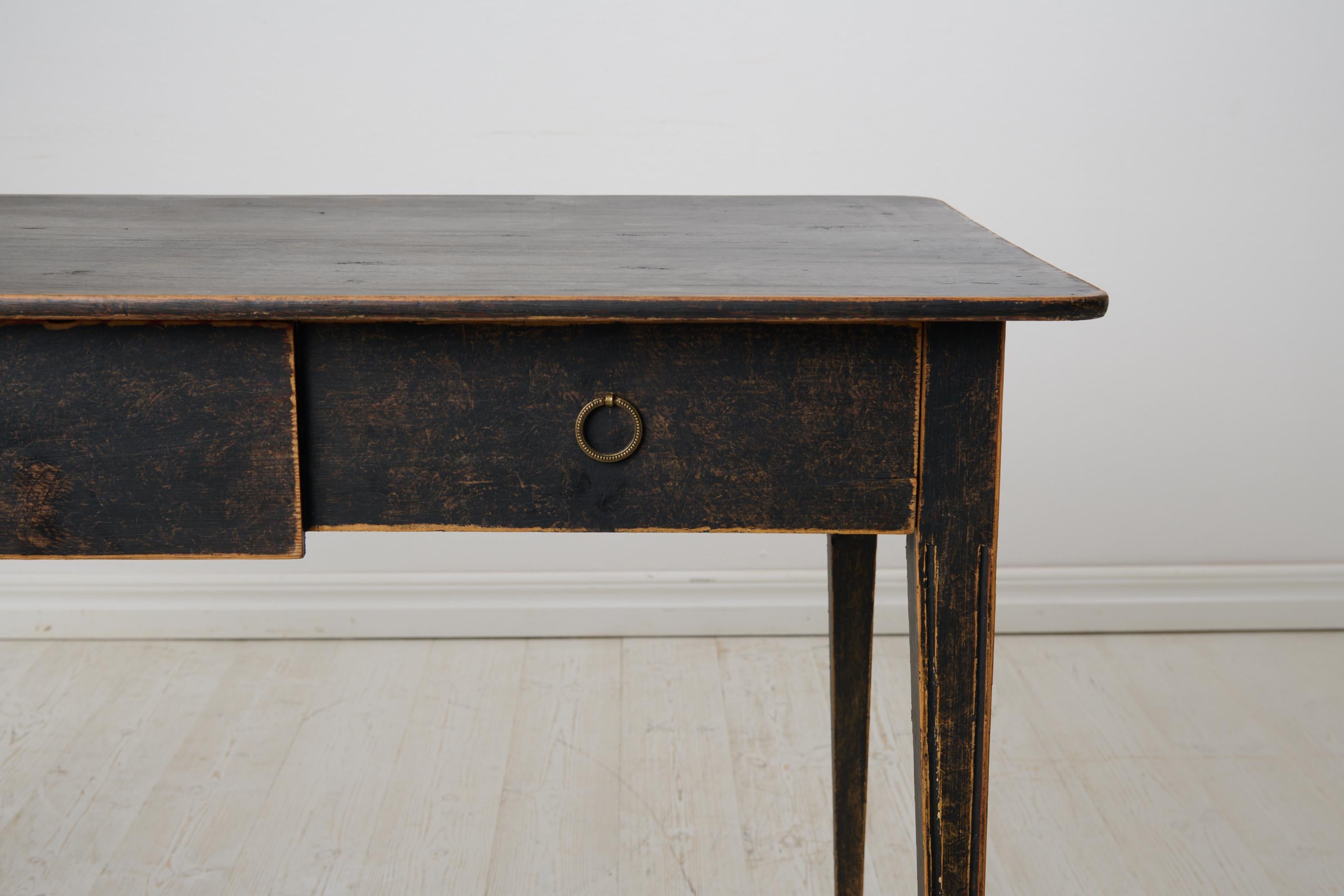 Antique Swedish Gustavian Period Elegant Desk Made by Hand in Solid Pine For Sale 6