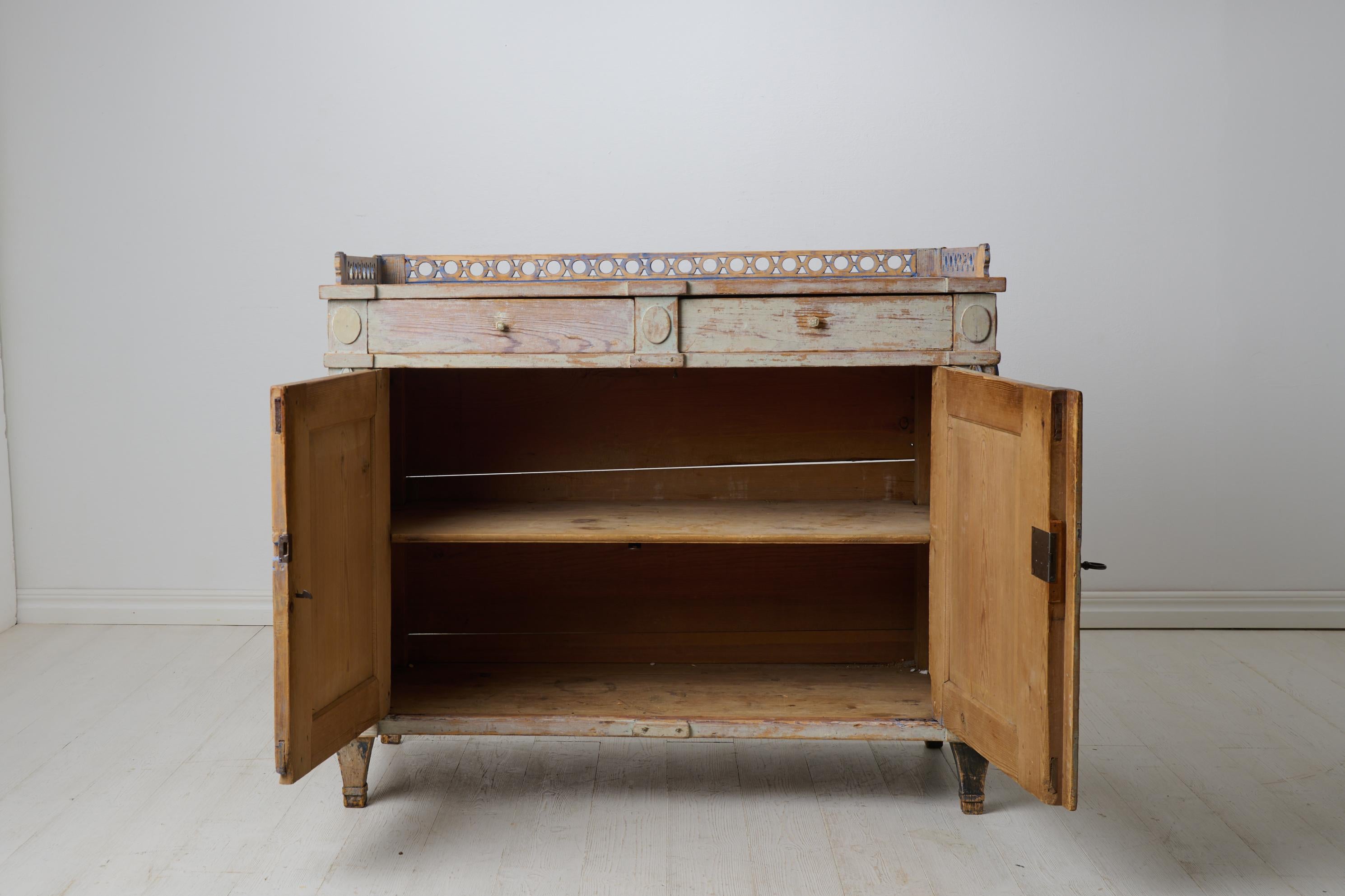 Hand-Crafted Antique Swedish Gustavian Period Elegant Sideboard with Hand-Carved Decorations For Sale