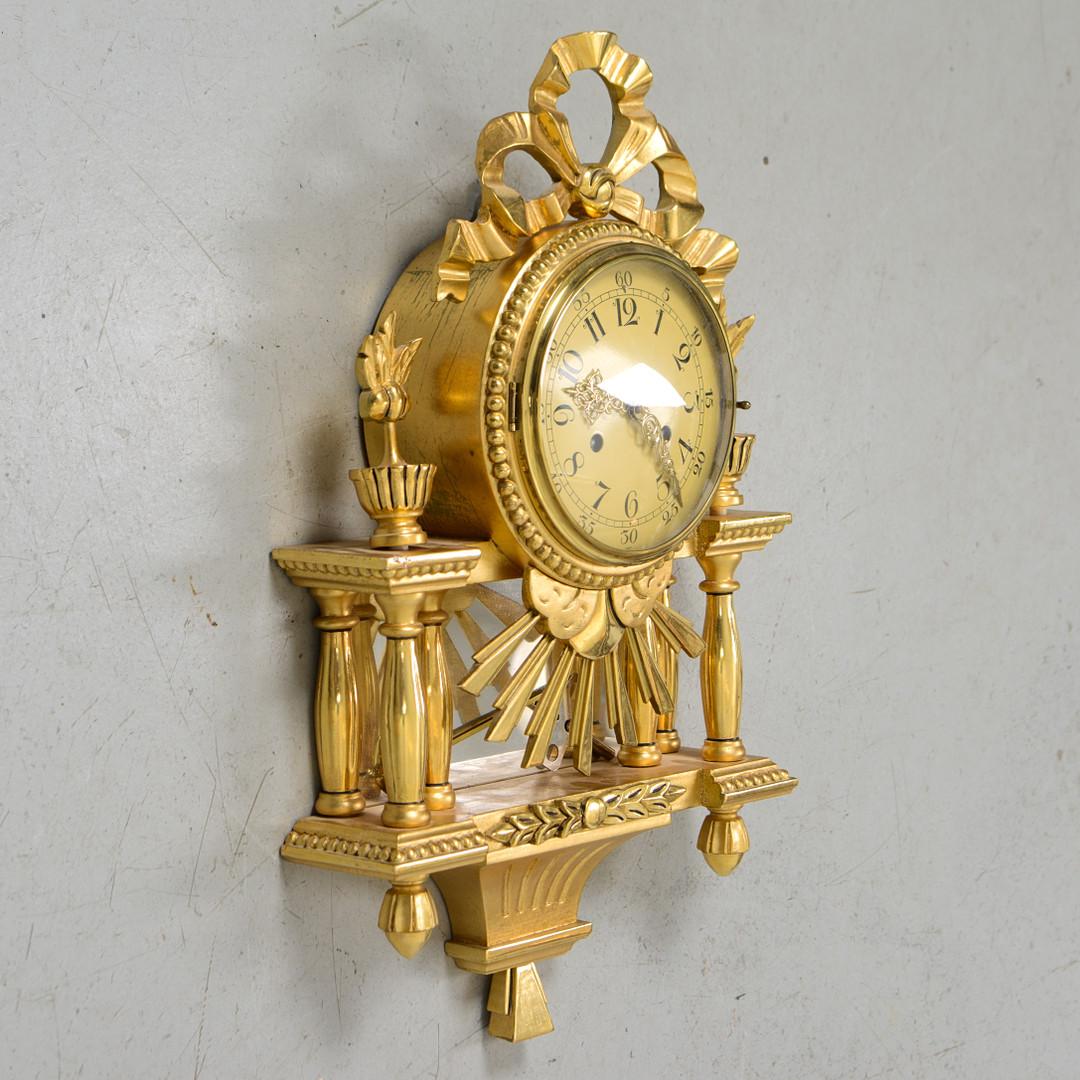 Antiguo Reloj de Pared Sueco Gustaviano Firmado Dorado 1900, Reloj de Oro Rococó en Excelente estado para la venta en Wembley, GB