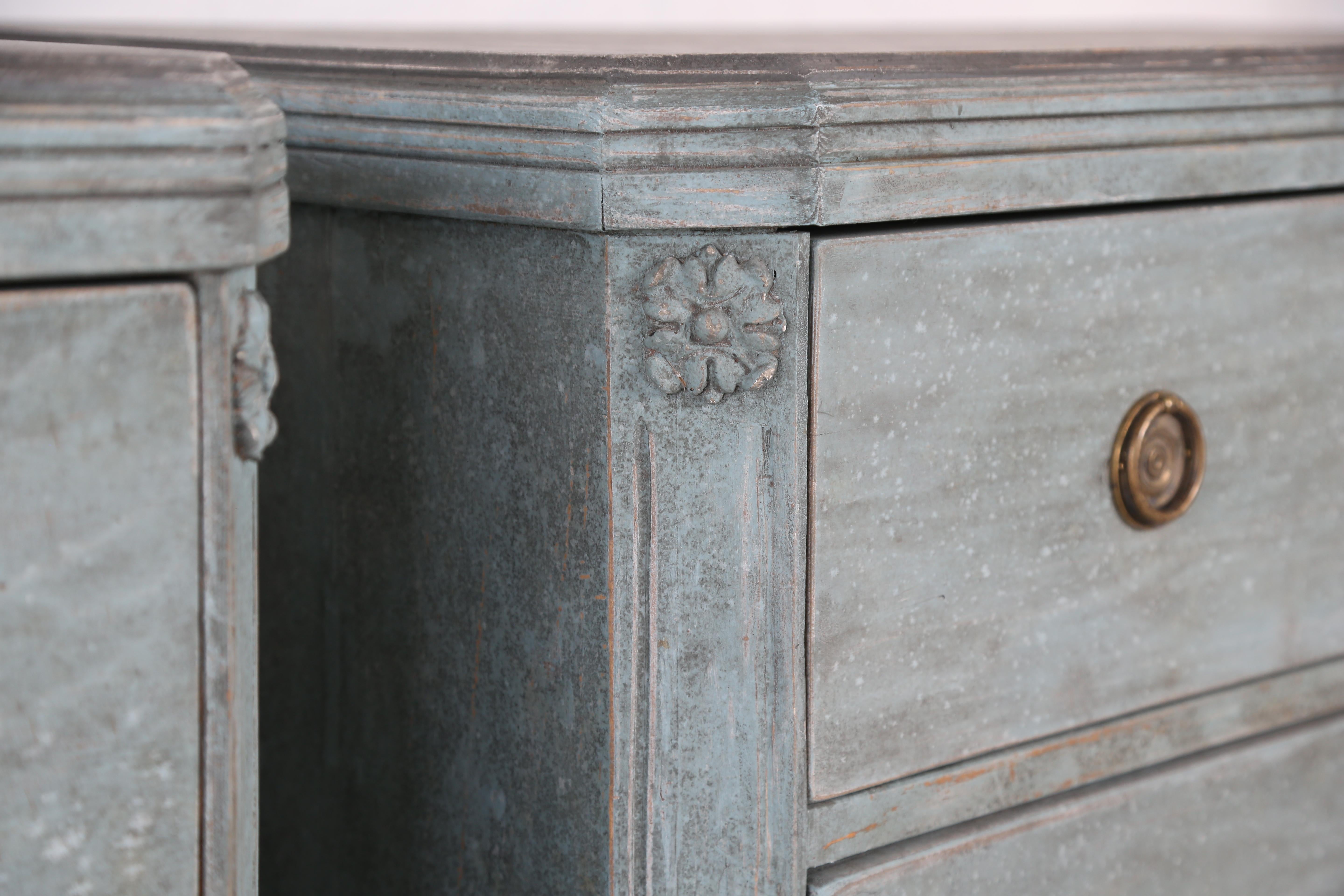 Antique Swedish Gustavian Style Bue Painted Chests, Late 19th Century 1