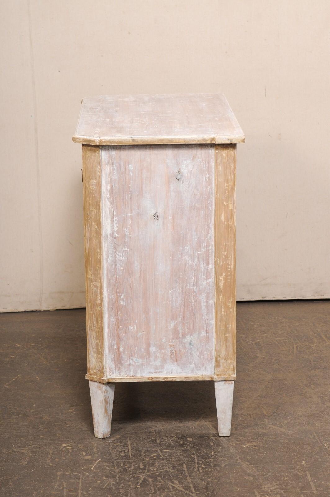 Antique Swedish Gustavian Style Chest with Good Clean Lines For Sale 4