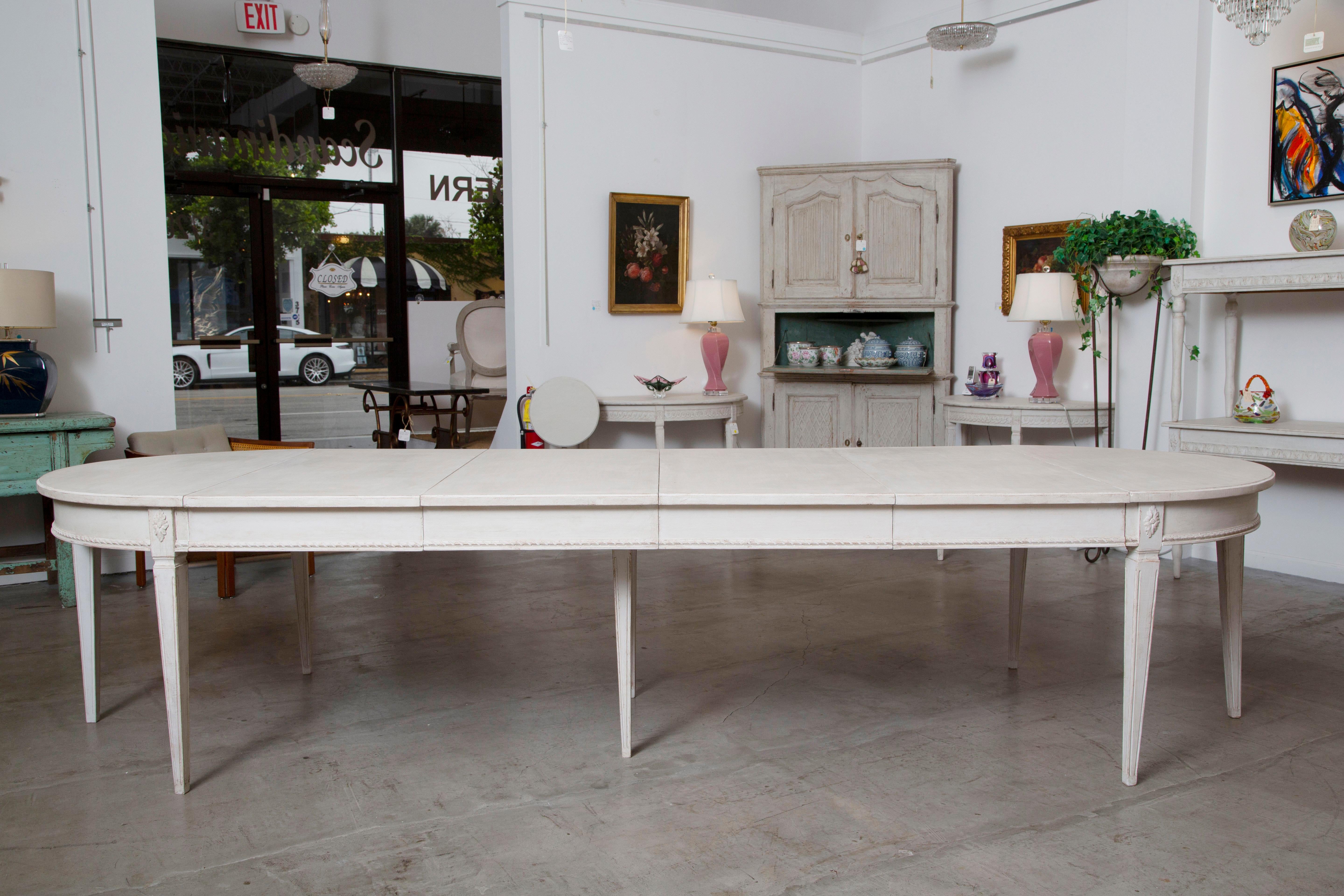 Antique Swedish Gustavian Style Large Painted Dining Table, Late 19th Century In Good Condition In West Palm Beach, FL