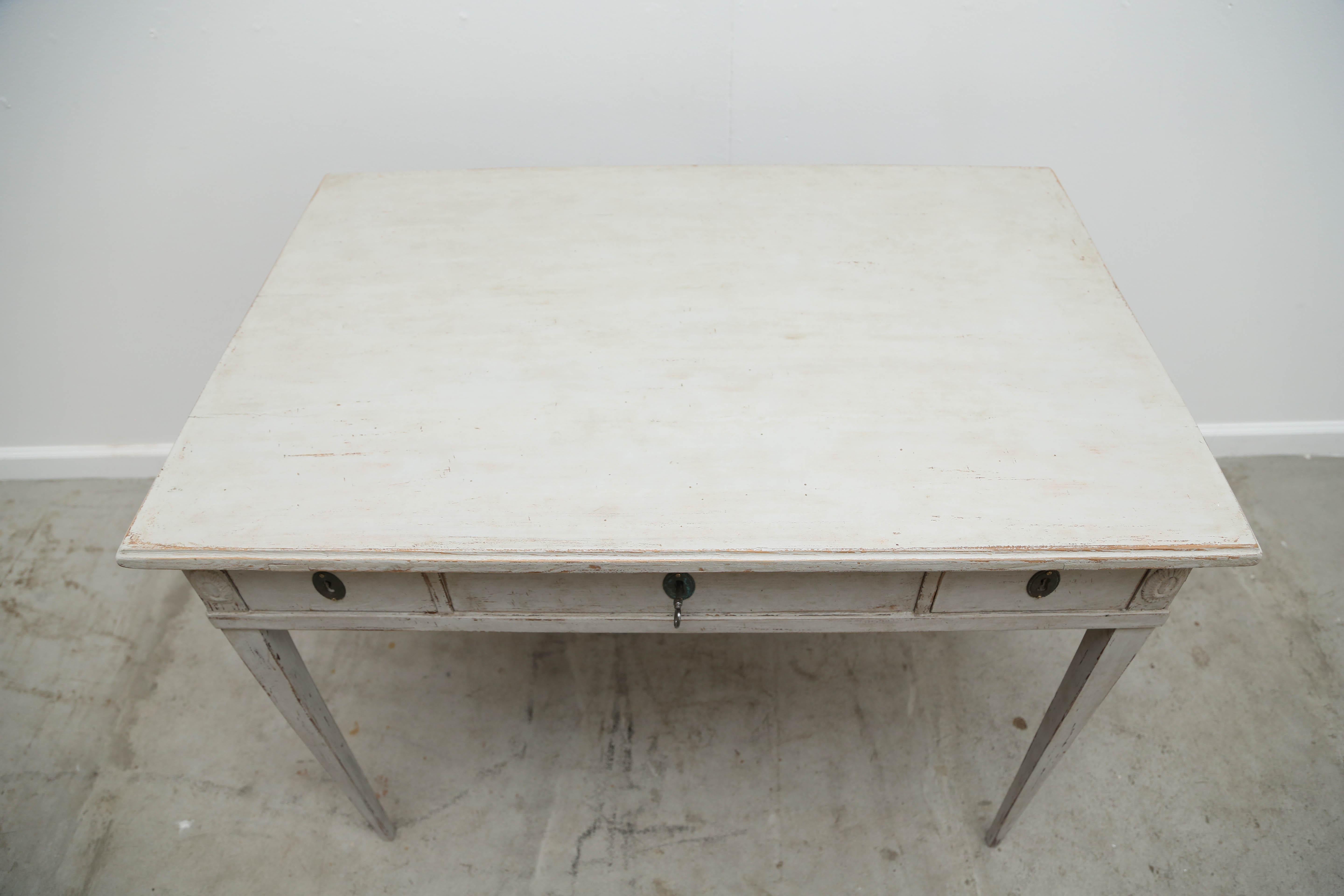 Antique Swedish Gustavian Style Painted Desk, Mid-19th Century 1