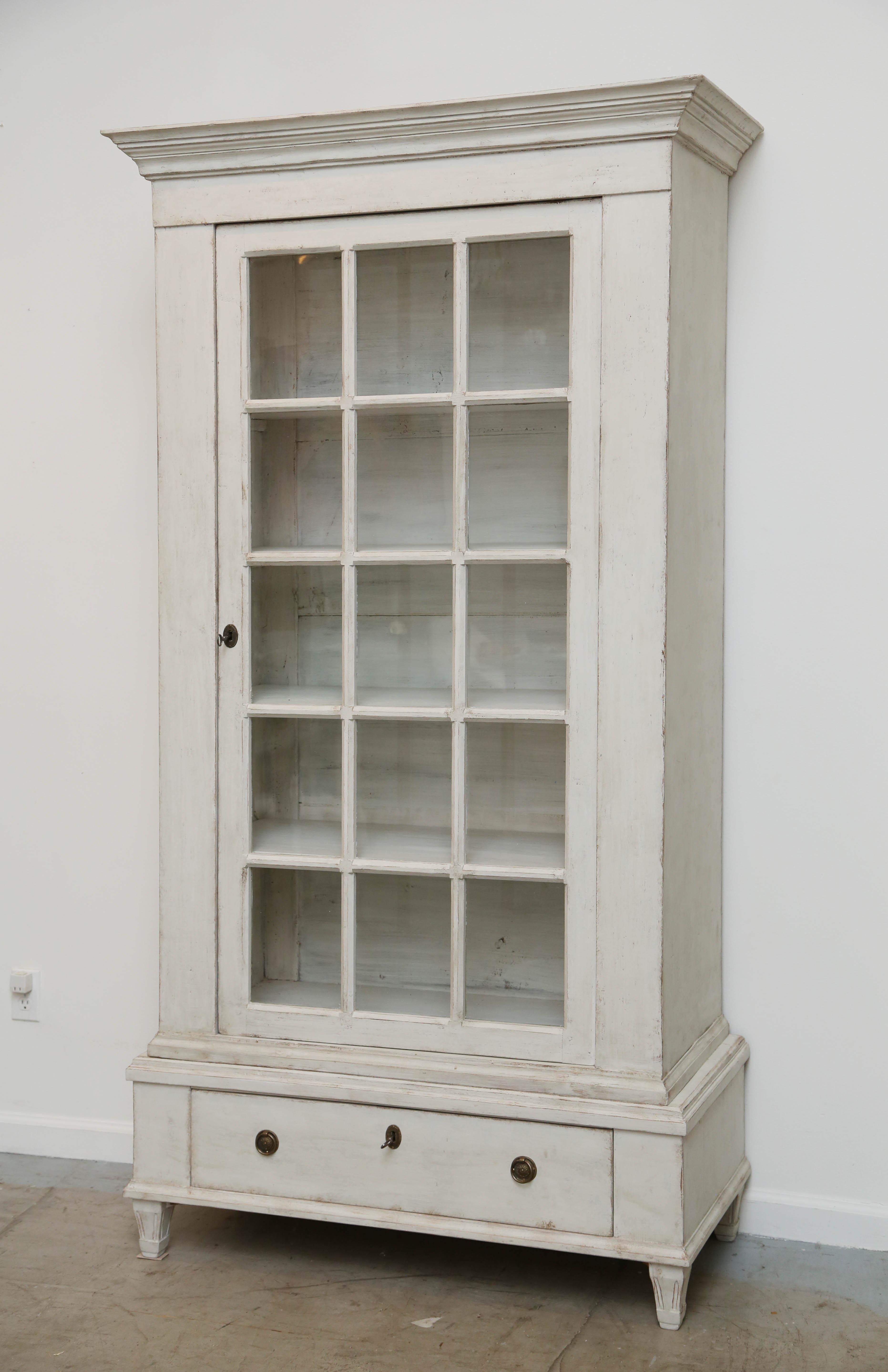 Antique Swedish Gustavian Style Painted Glass Door Cabinet, Mid-19th Century 4