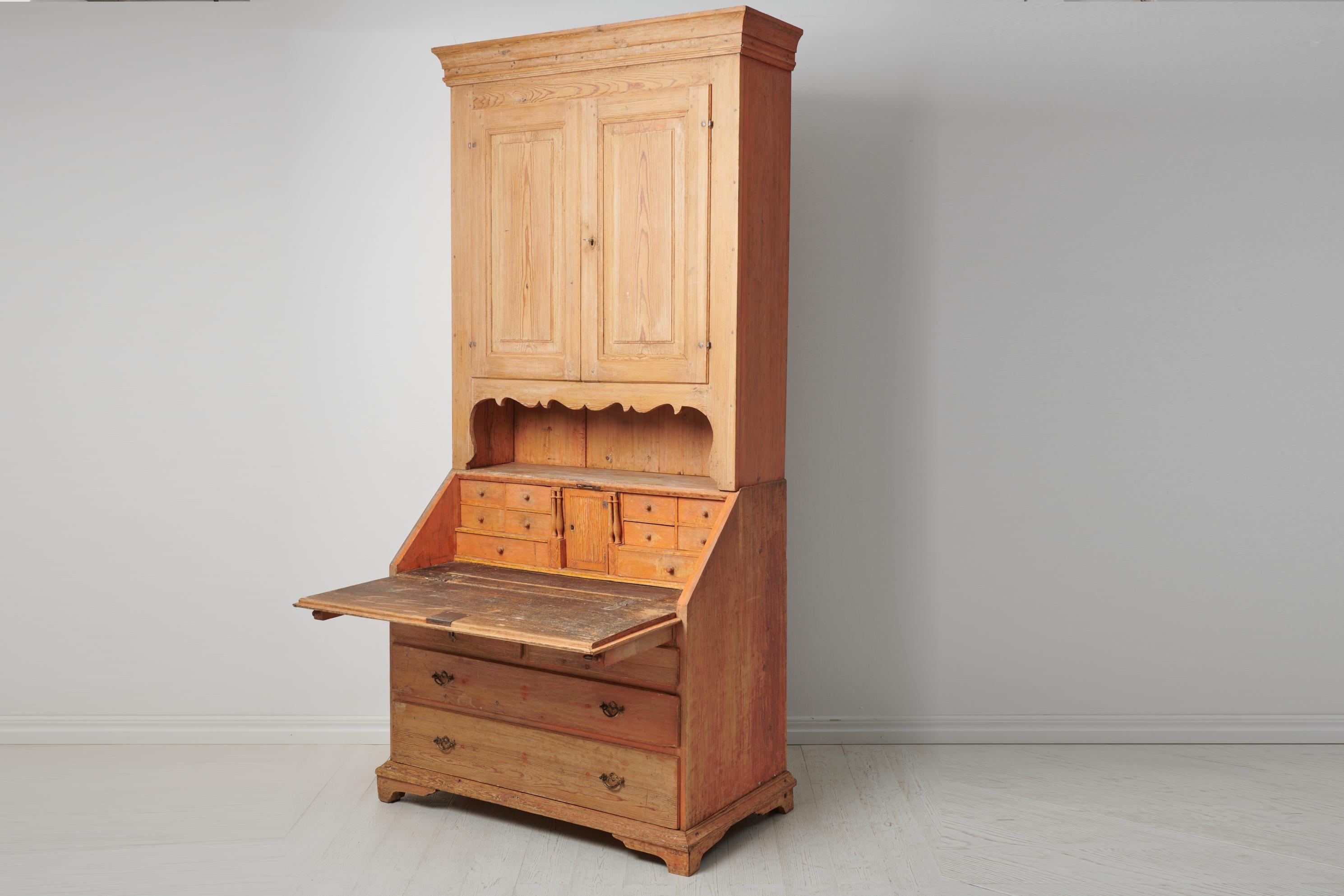 Antique Swedish Gustavian Style Secretary Cabinet  For Sale 1