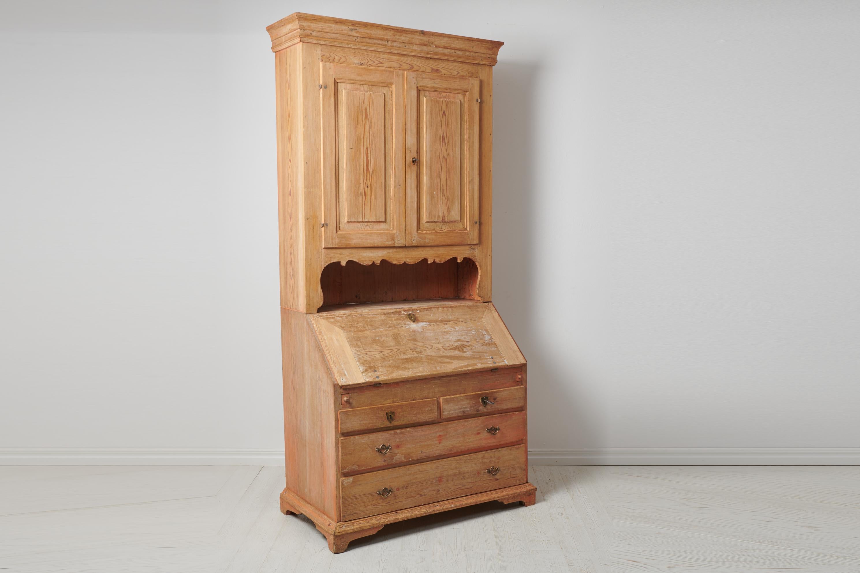 Antique Swedish Gustavian Style Secretary Cabinet  For Sale 2