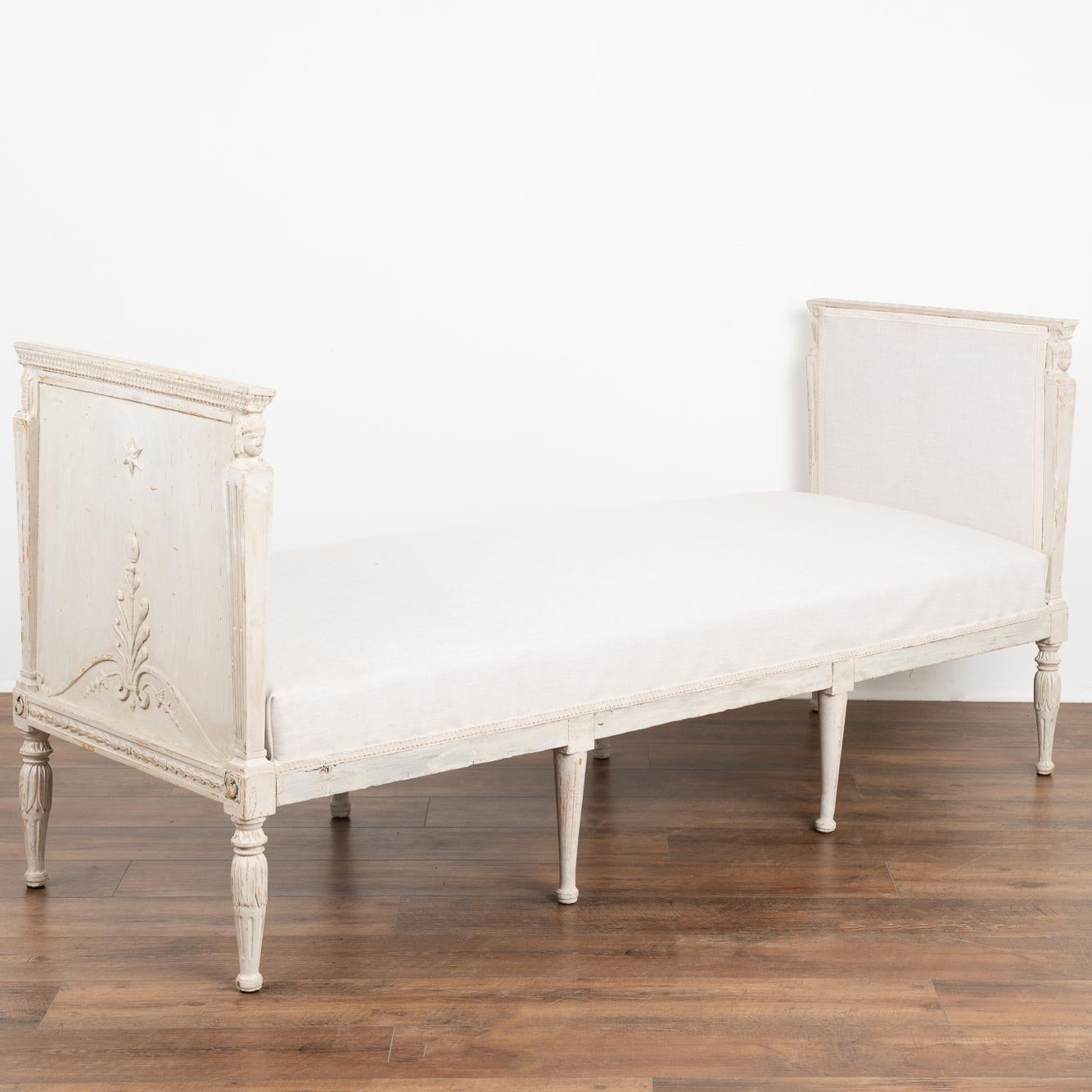 Antique Swedish Gustavian White Painted Settee Sofa Bench, circa 1820-40 8
